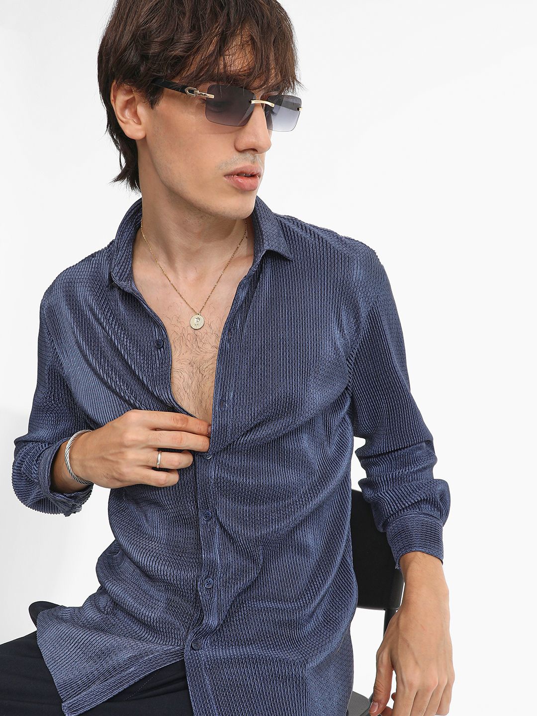 

Campus Sutra Men Comfort Spread Collar Textured Casual Shirt, Blue