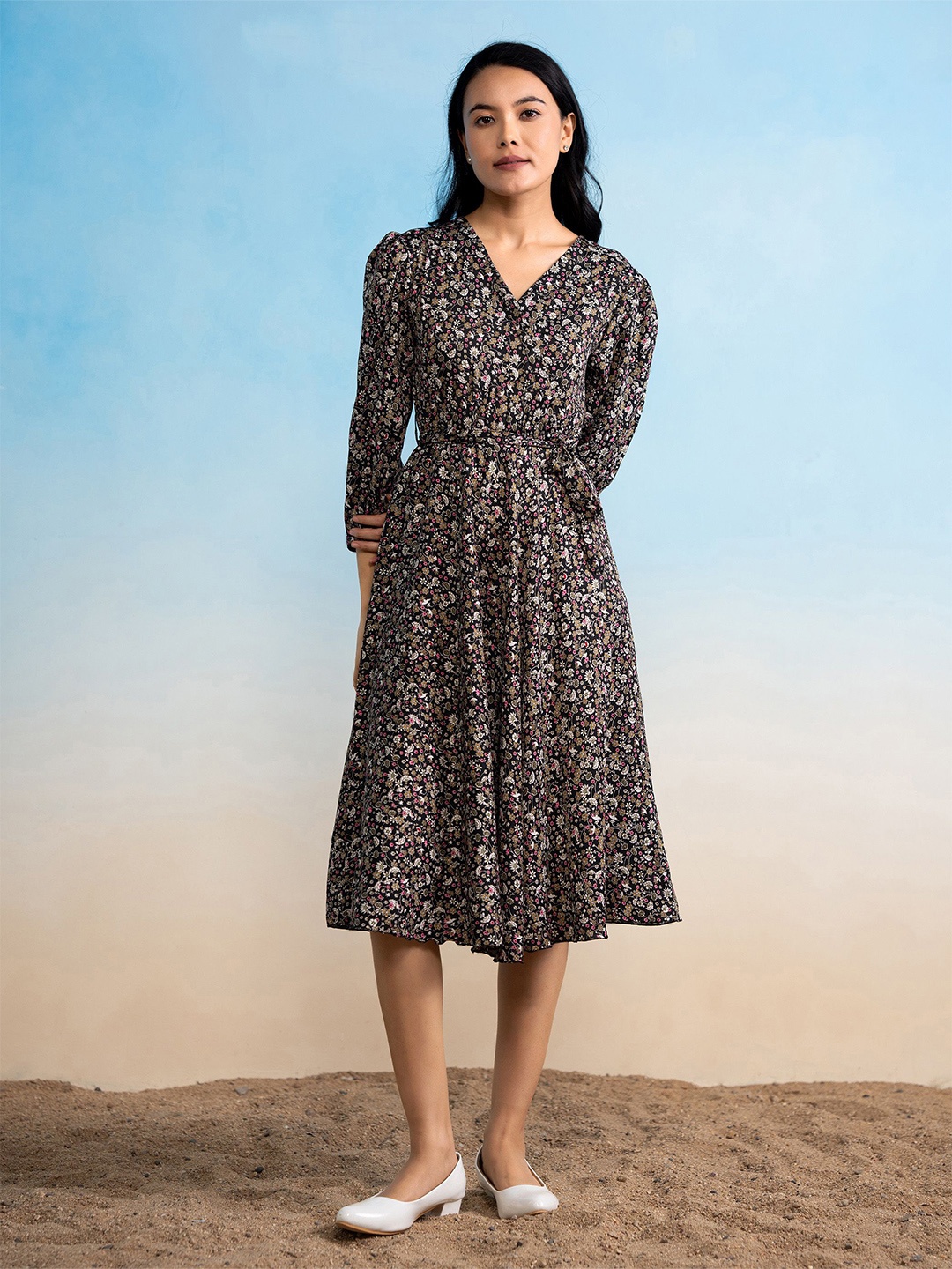 

AASK Floral Printed Puff Sleeve Wrap Dress, Black