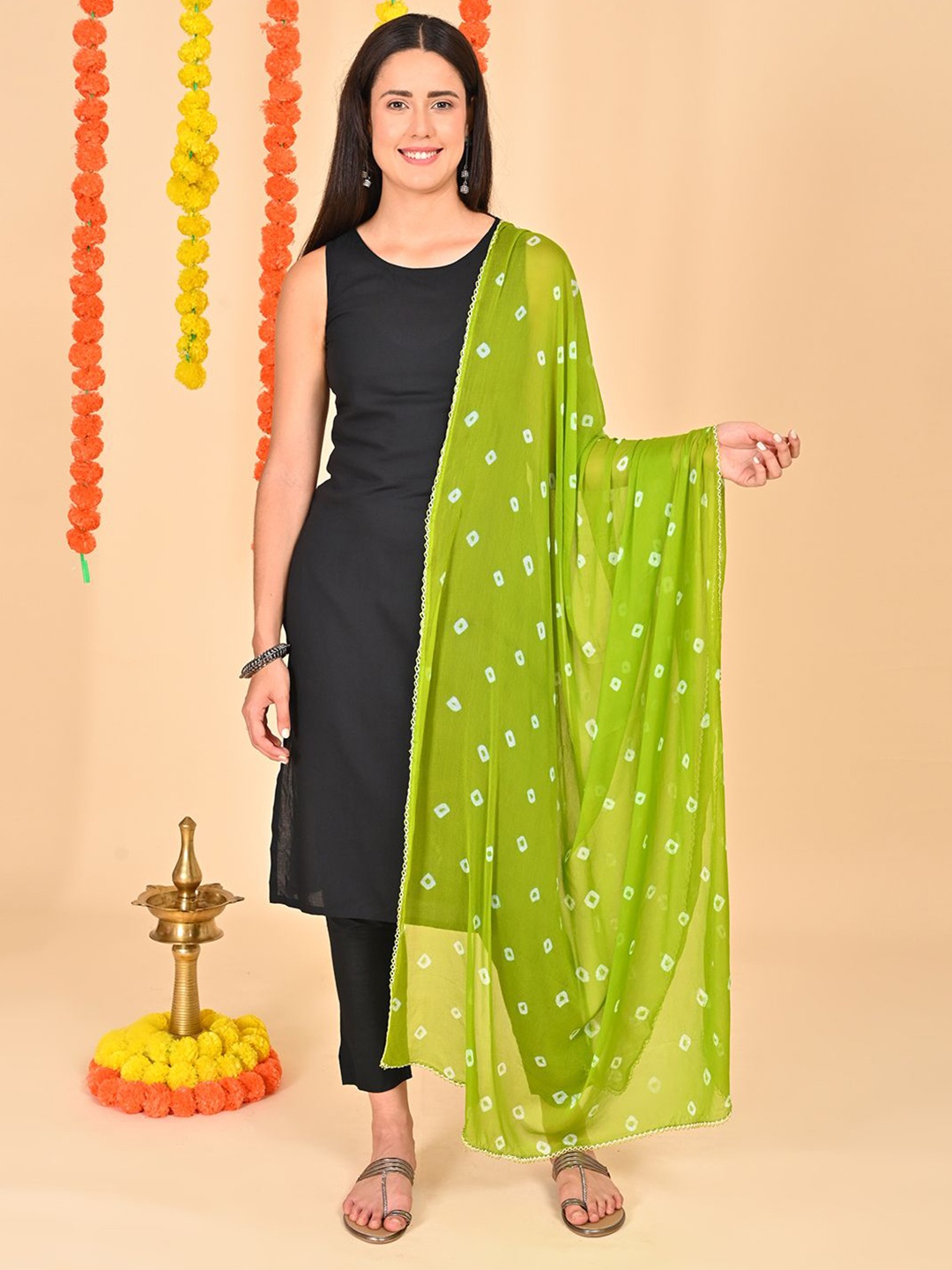 

HELLA FASHIONS Bandhani Printed Chiffon Dupatta, Lime green