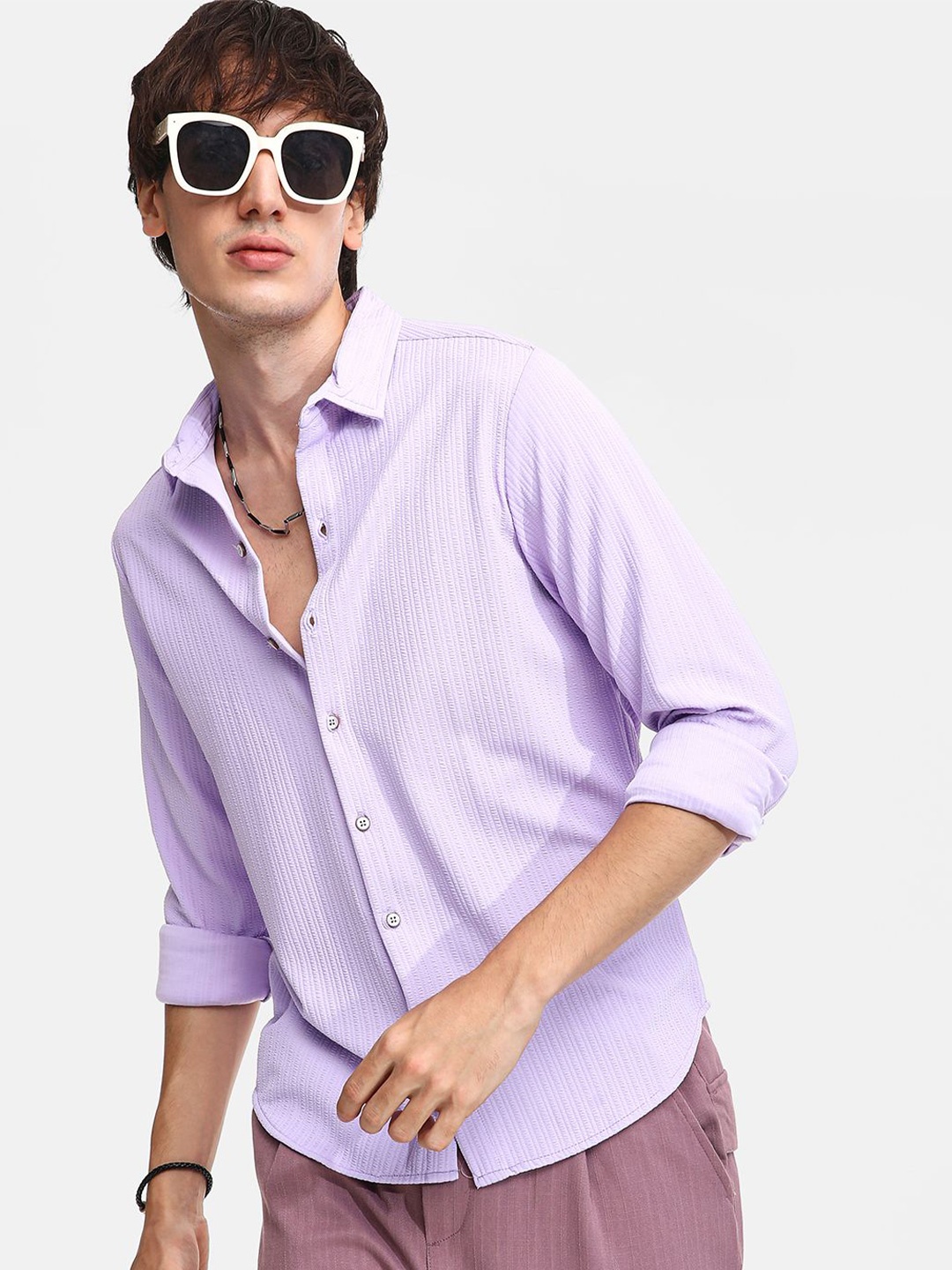 

Campus Sutra Men Comfort Spread Collar Textured Casual Shirt, Purple