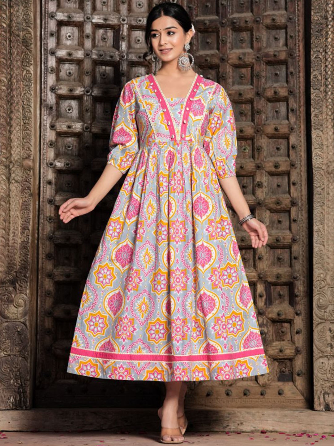 

KALINI Floral Printed Gotta Patti Cotton Anarkali Kurta, Grey