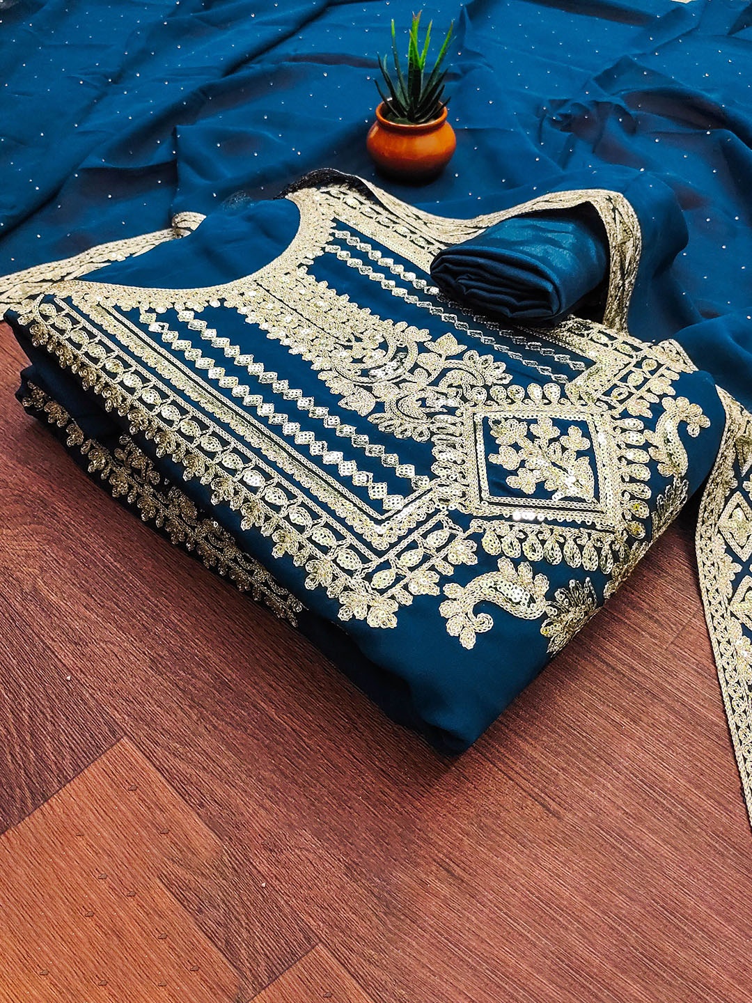 

Maroosh Ethnic Motifs Embroidered Sequinned Unstitched Dress Material, Teal