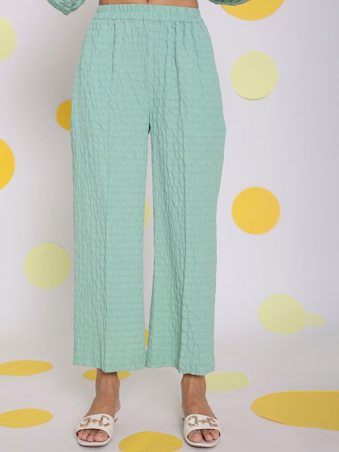 

KAORI BY SHREYA AGARWAL Women Relaxed Straight Leg High-Rise Trousers, Green