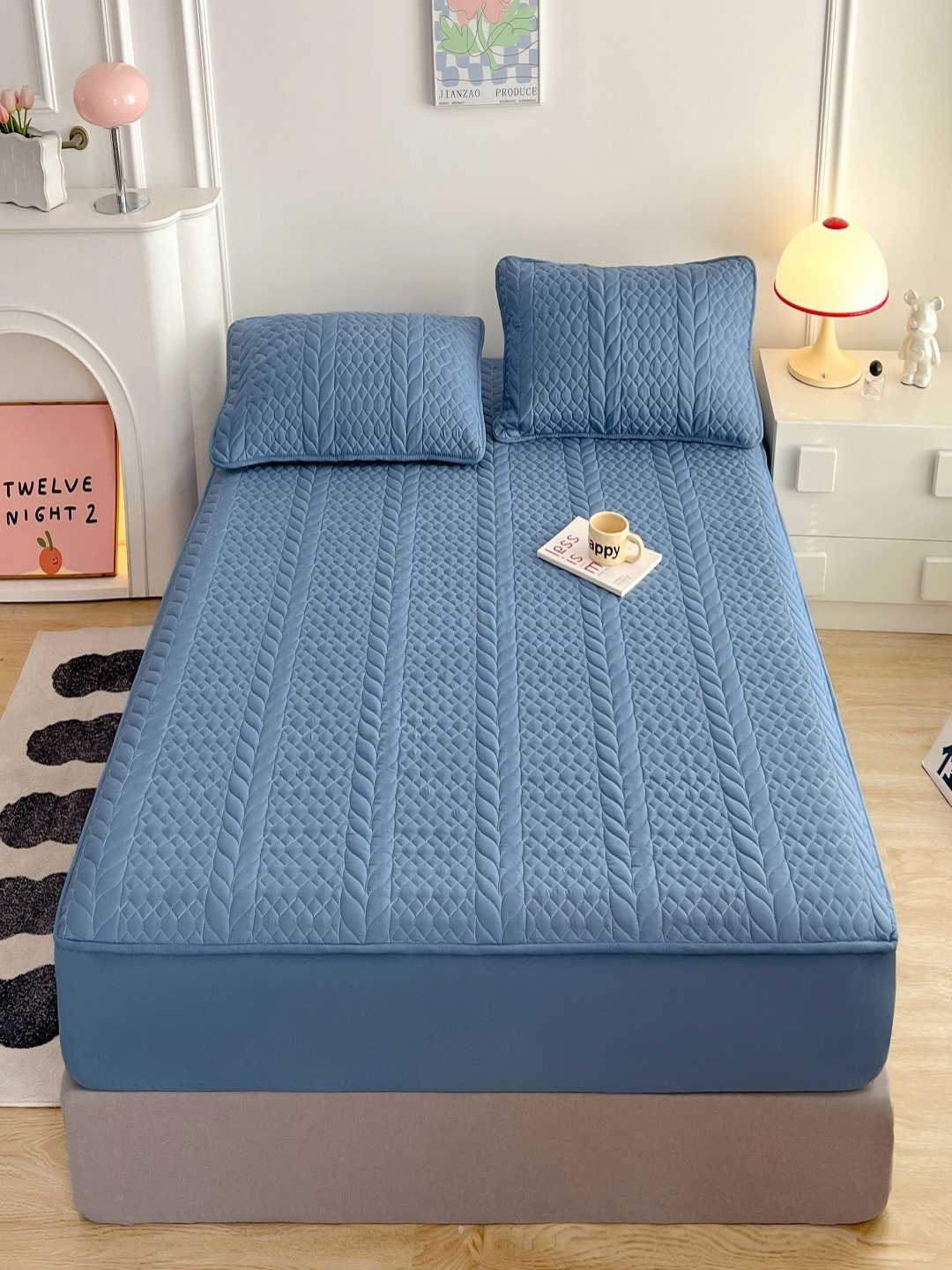 

JC HOME Blue Geometric 150 TC Fitted King Bedsheet with 2 Pillow Covers