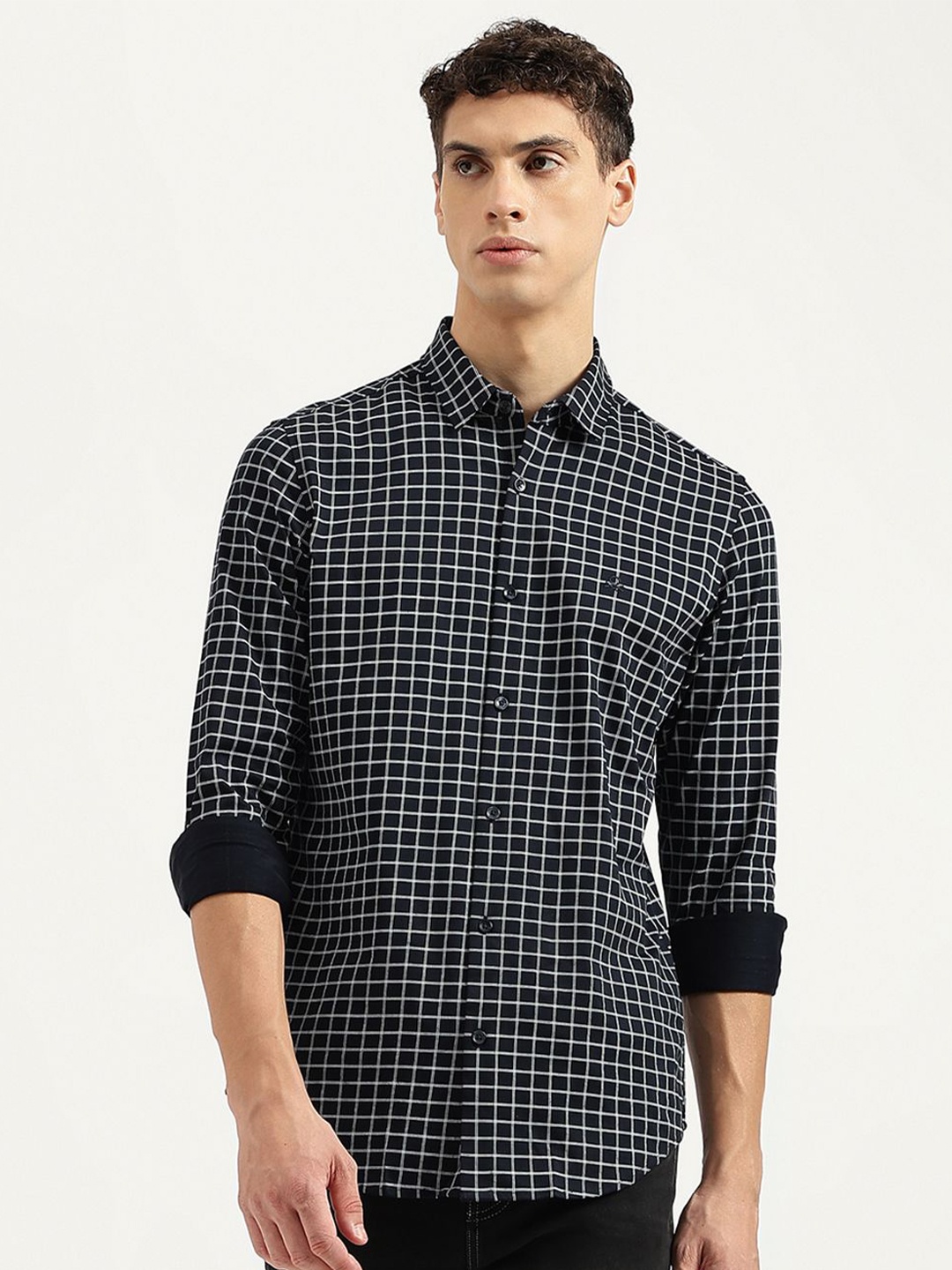 

United Colors of Benetton Men Micro Checks Pure Cotton Casual Shirt, Black