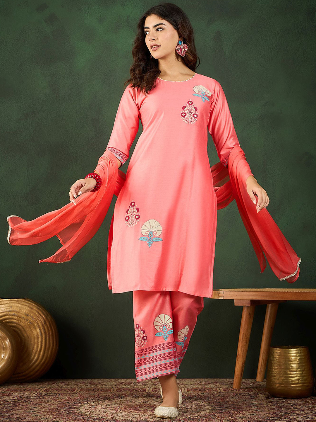 

Sangria Floral Printed Chanderi Cotton Kurta with Trousers & Dupatta, Pink