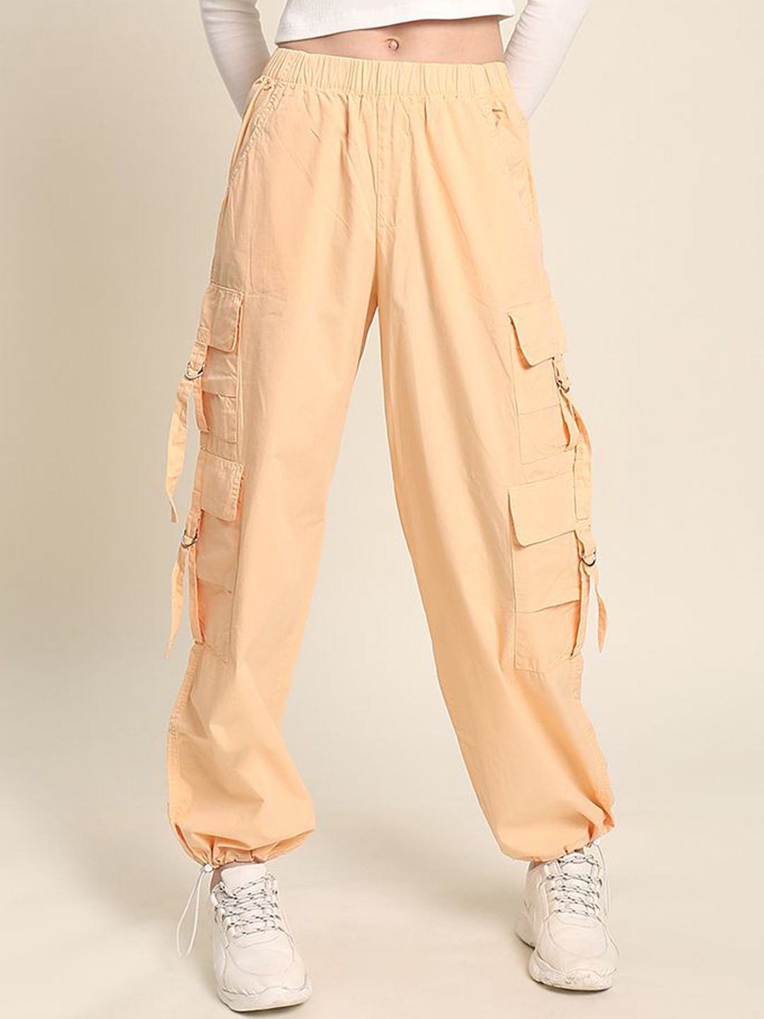 

The Roadster Lifestyle Co Women Pure Cotton Casual Cargos, Peach