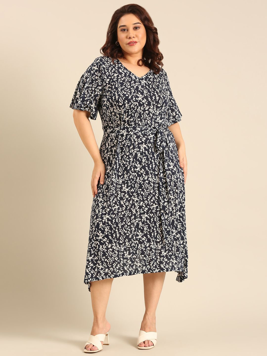 

The Pink Moon Plus Size Floral Printed A-Line Midi Dress, Navy blue