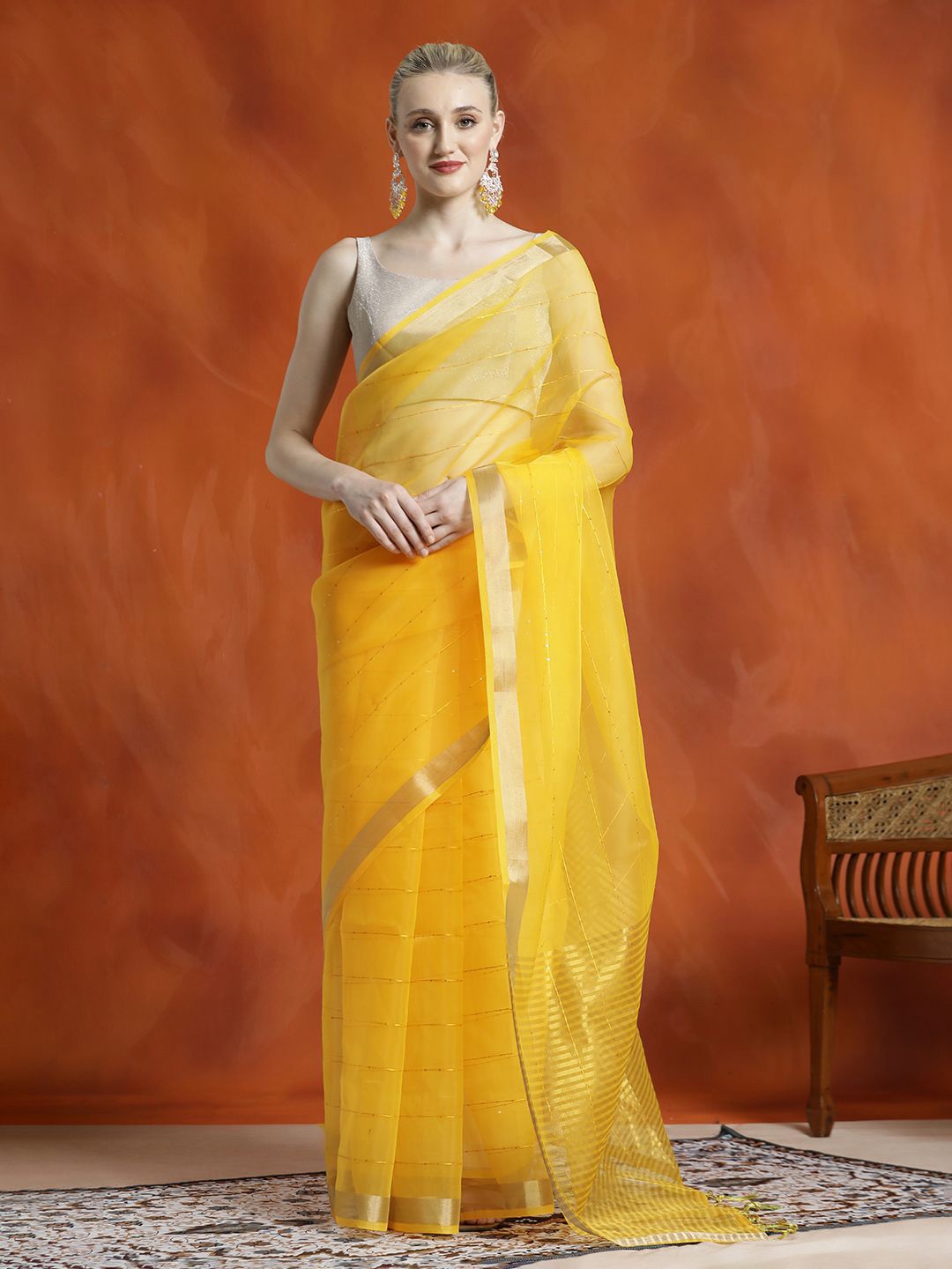 

Jaipur Kurti Sequin Embellished Banarasi Organza Saree, Yellow