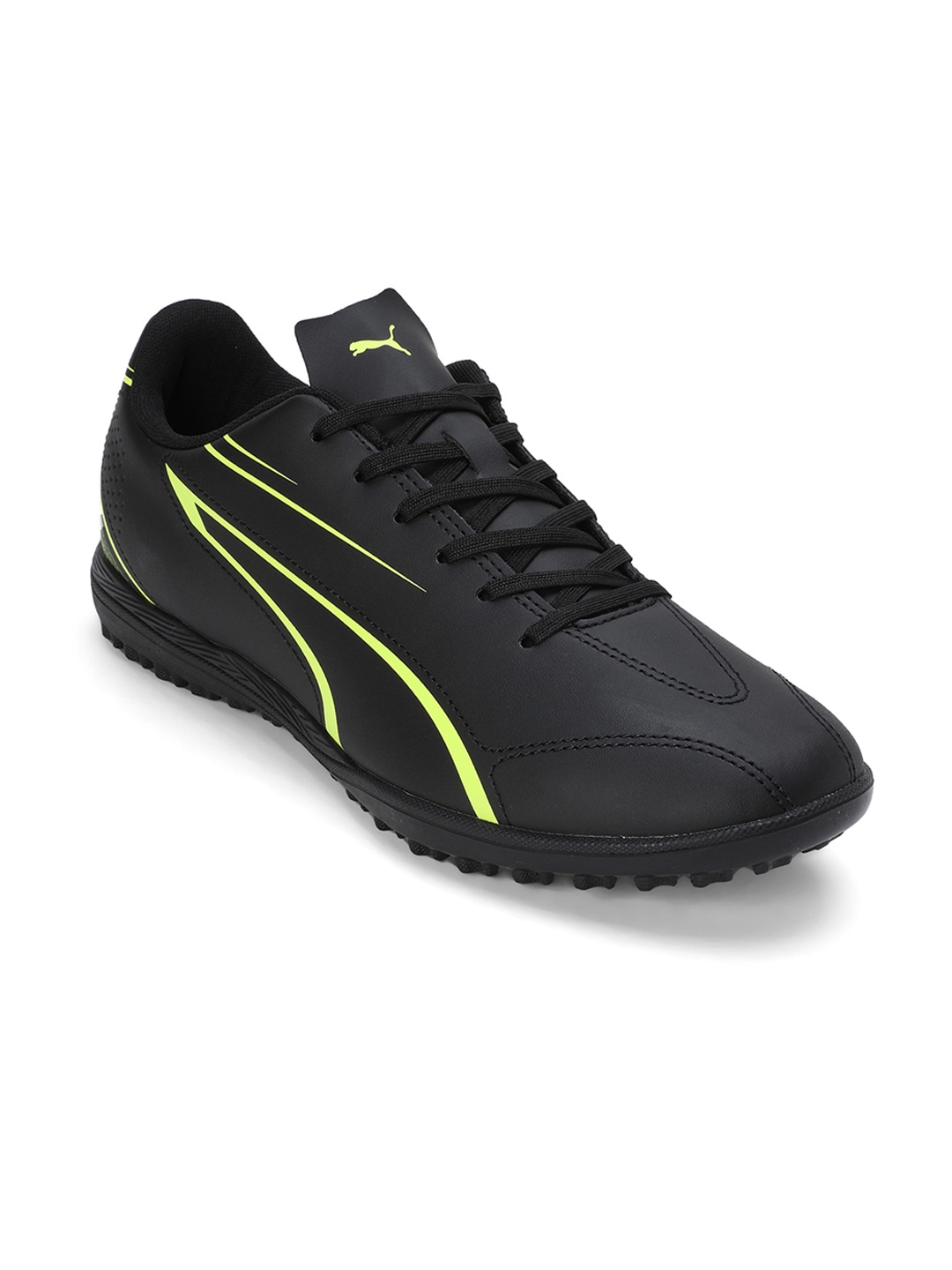 

Puma Men VITORIA TT Football Shoes, Black