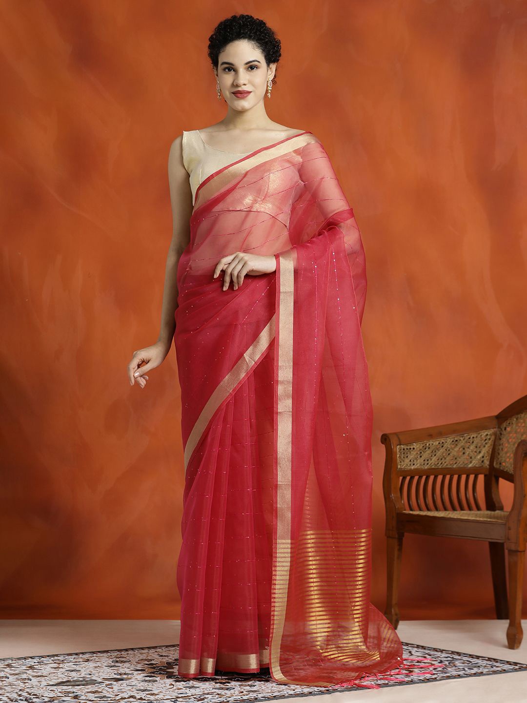 

Jaipur Kurti Sequin Embellished Banarasi Organza Saree, Pink