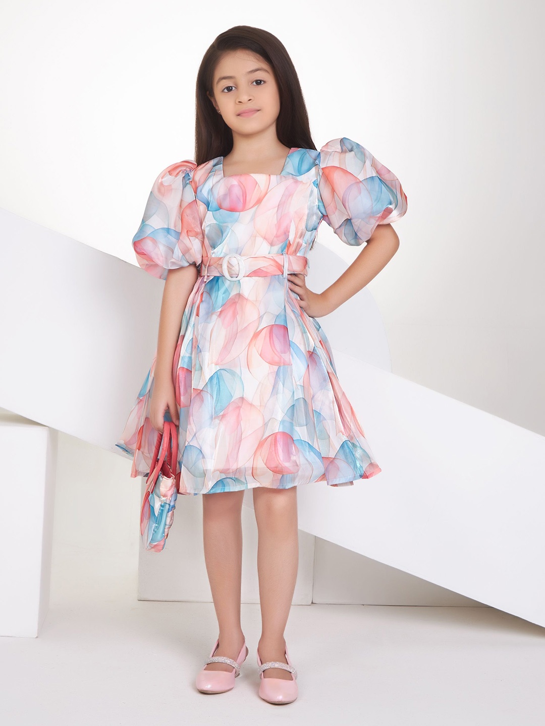 

Peppermint Girls Abstract Printed Flared Sleeve Fit and Flare Dress, White