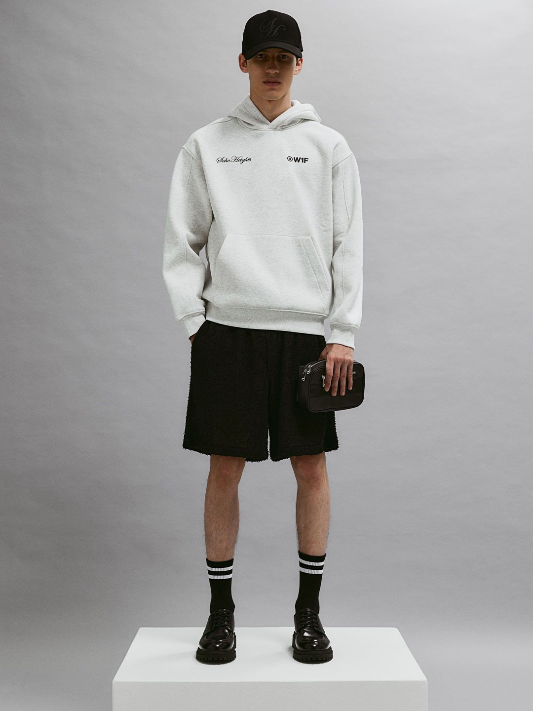 

H&M Men Loose Fit Printed Hoodie, Grey