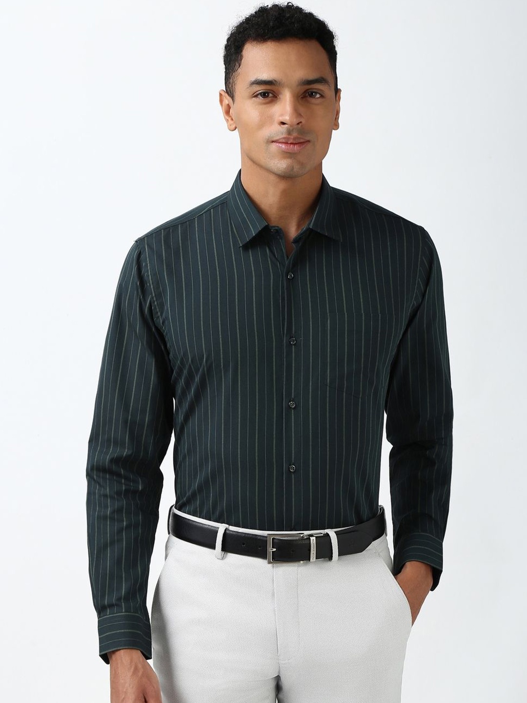

Peter England Men Slim Fit Opaque Striped Formal Shirt, Green