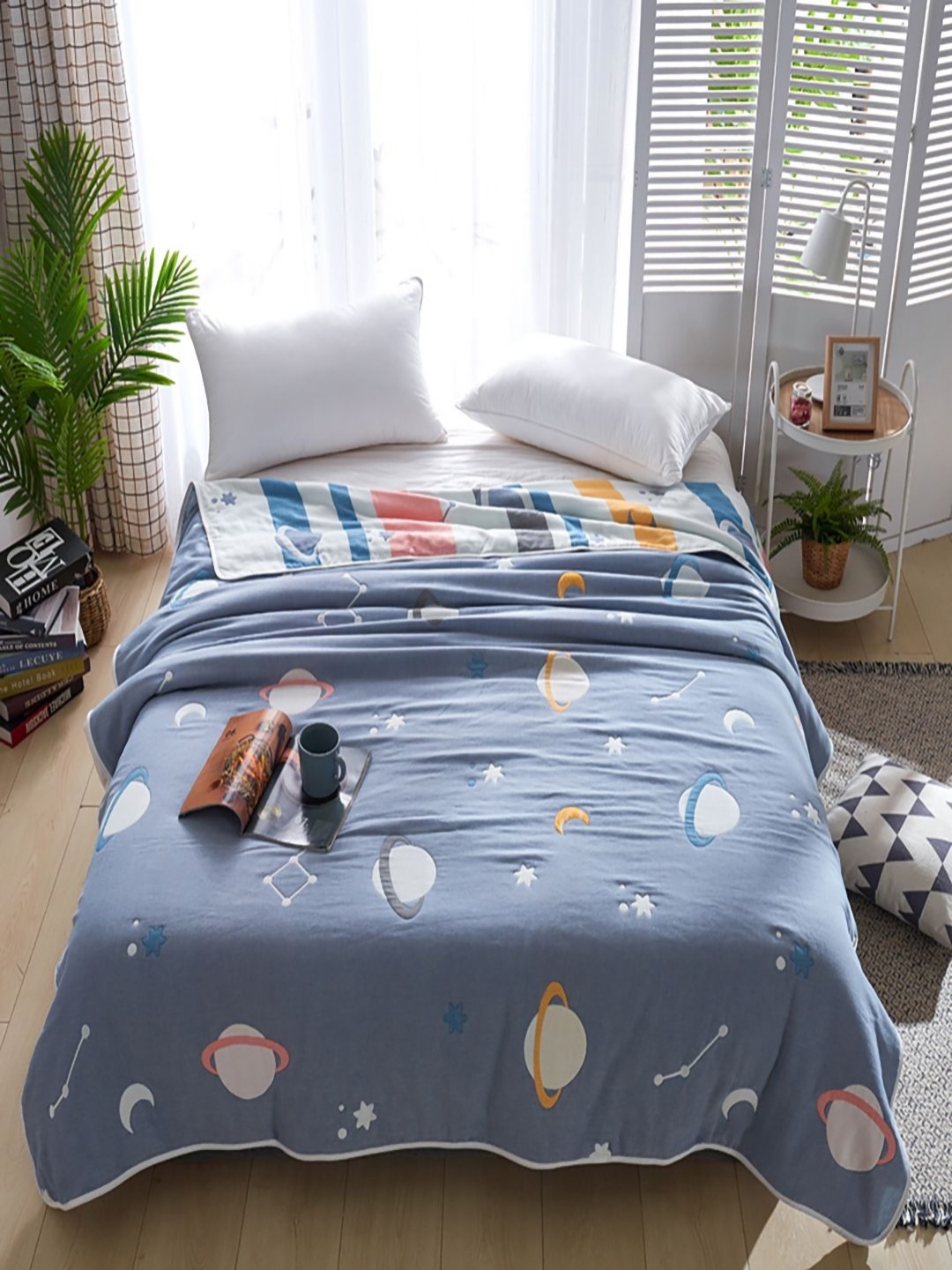 

JC HOME Blue & White Printed Pure Cotton AC Room 400 GSM Double Bed Quilt