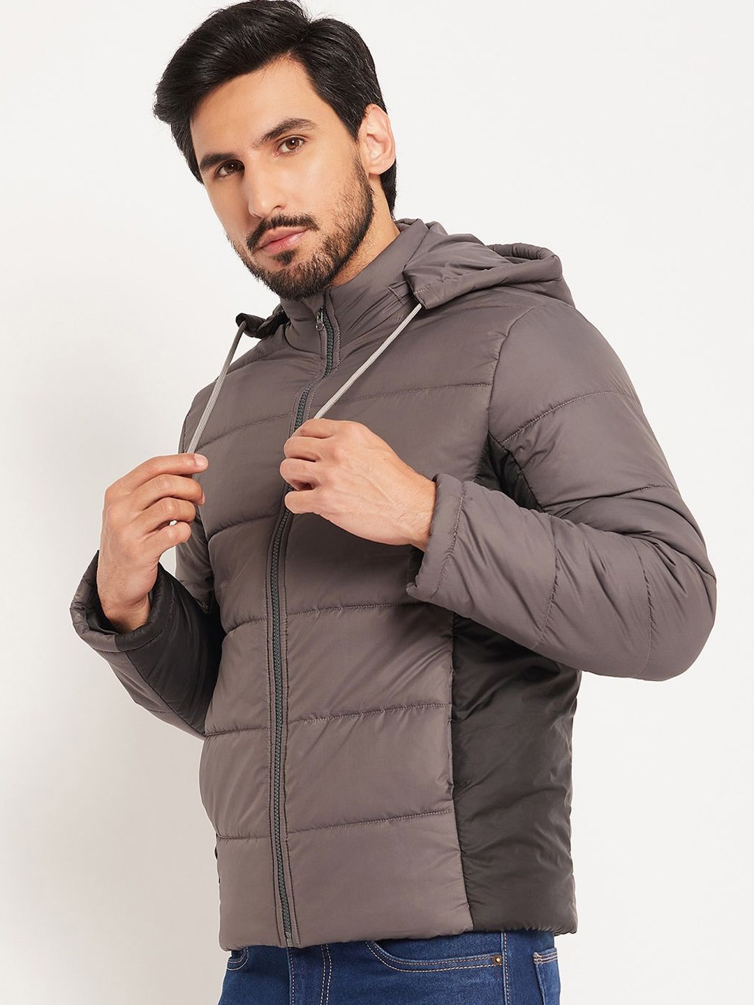 

VERO AMORE Men Colourblocked Hooded Puffer Jacket, Grey