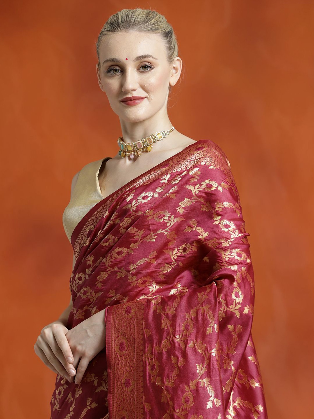 

Jaipur Kurti Silk Banarasi Zari Woven Heavy Saree, Burgundy