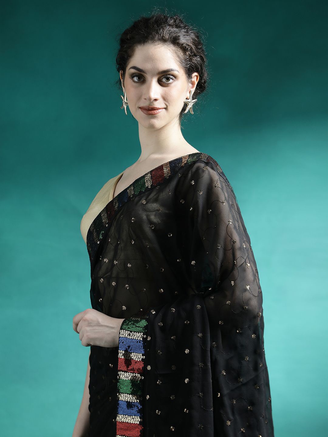 

Sangria Sequinned Embroidered Embellished Saree, Black