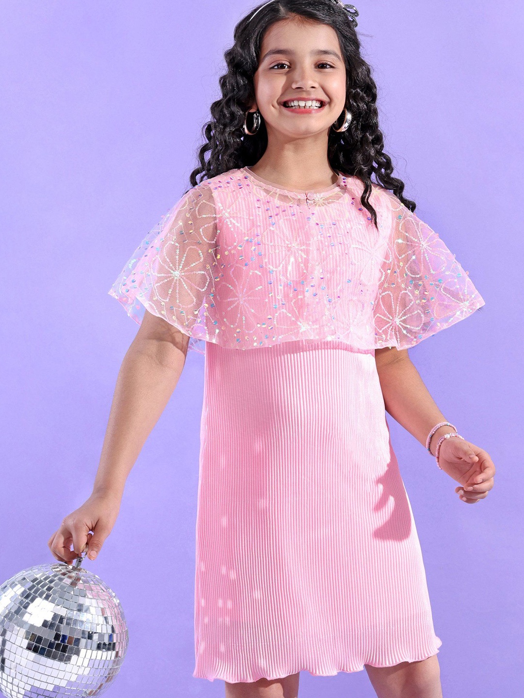 

Hola Bonita Cape Sleeve Velvet A-Line Dress, Pink