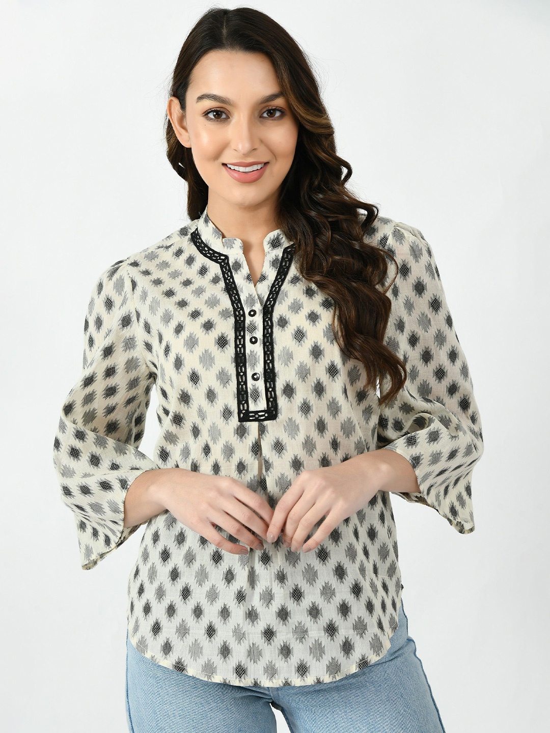 

Sini Lifestyle Geometric Print Bell Sleeve Cotton Top, Off white