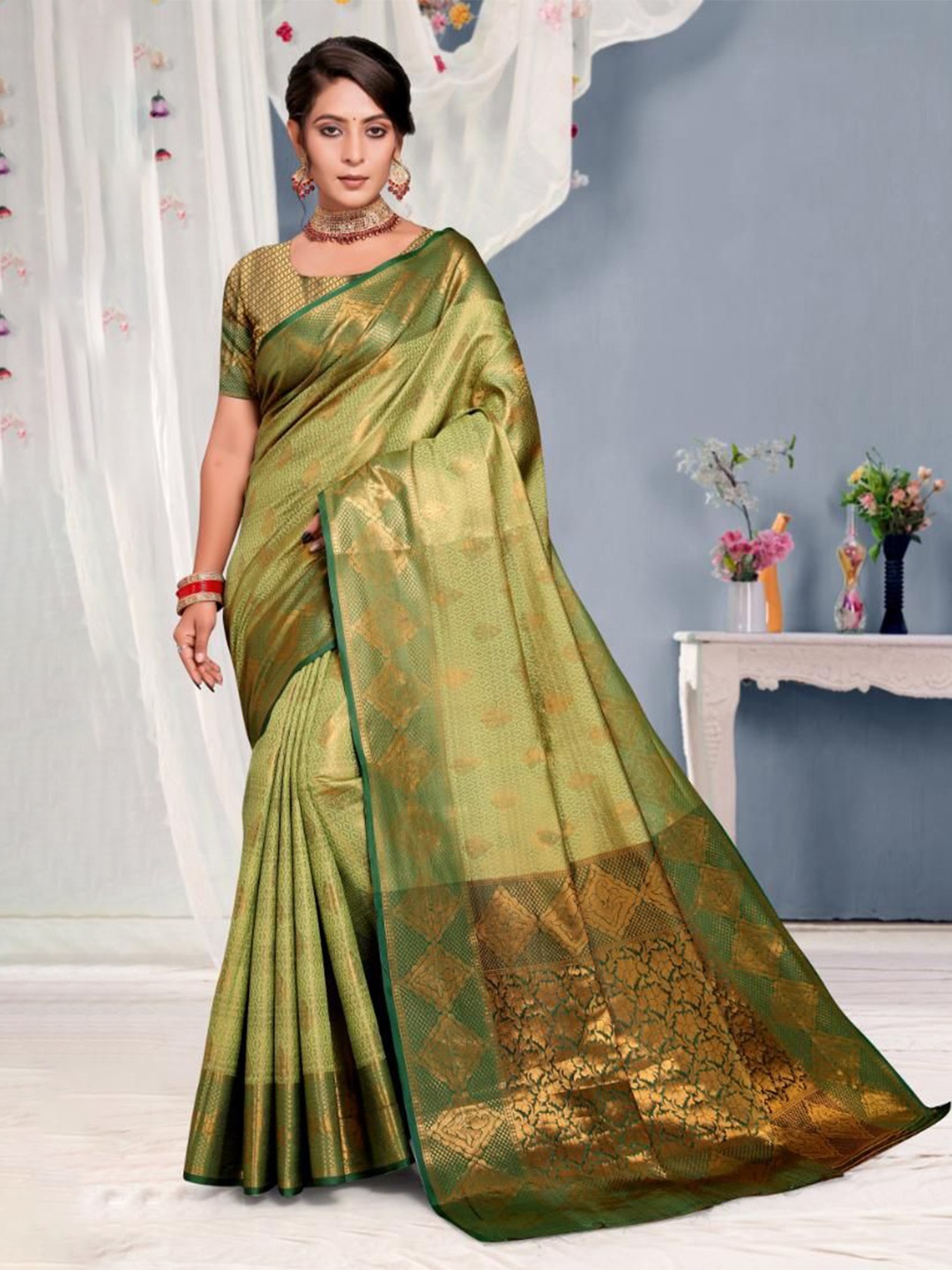 

JAY FASHION Woven Design Zari Silk Blend Banarasi Saree, Lime green