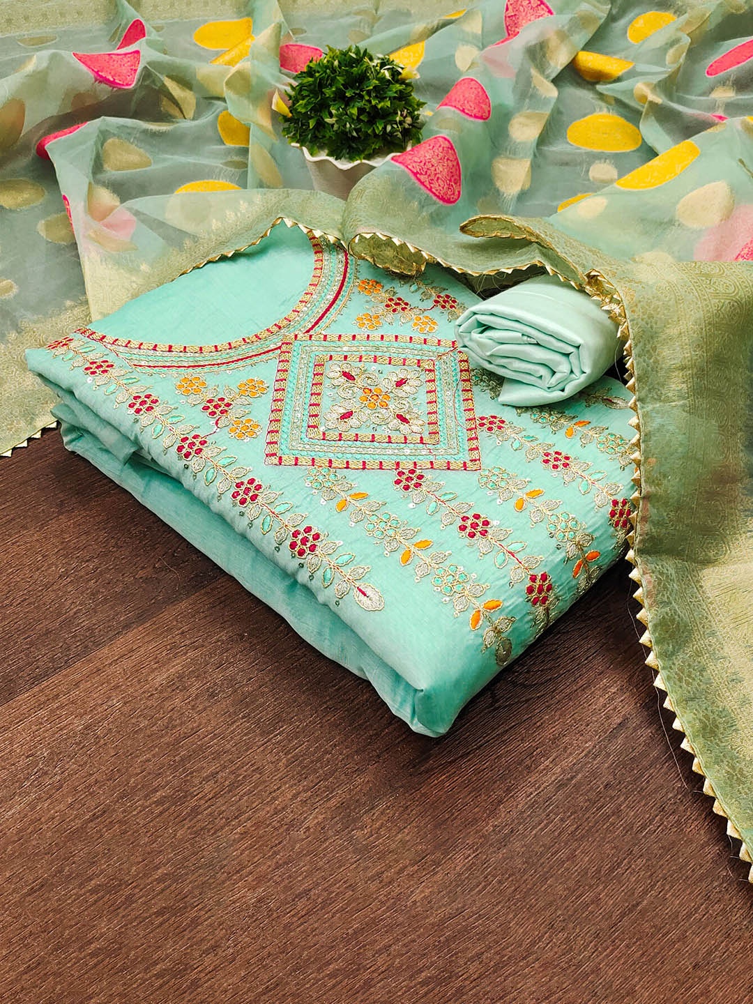 

Maroosh Floral Embroidered Sequinned Unstitched Dress Material, Sea green