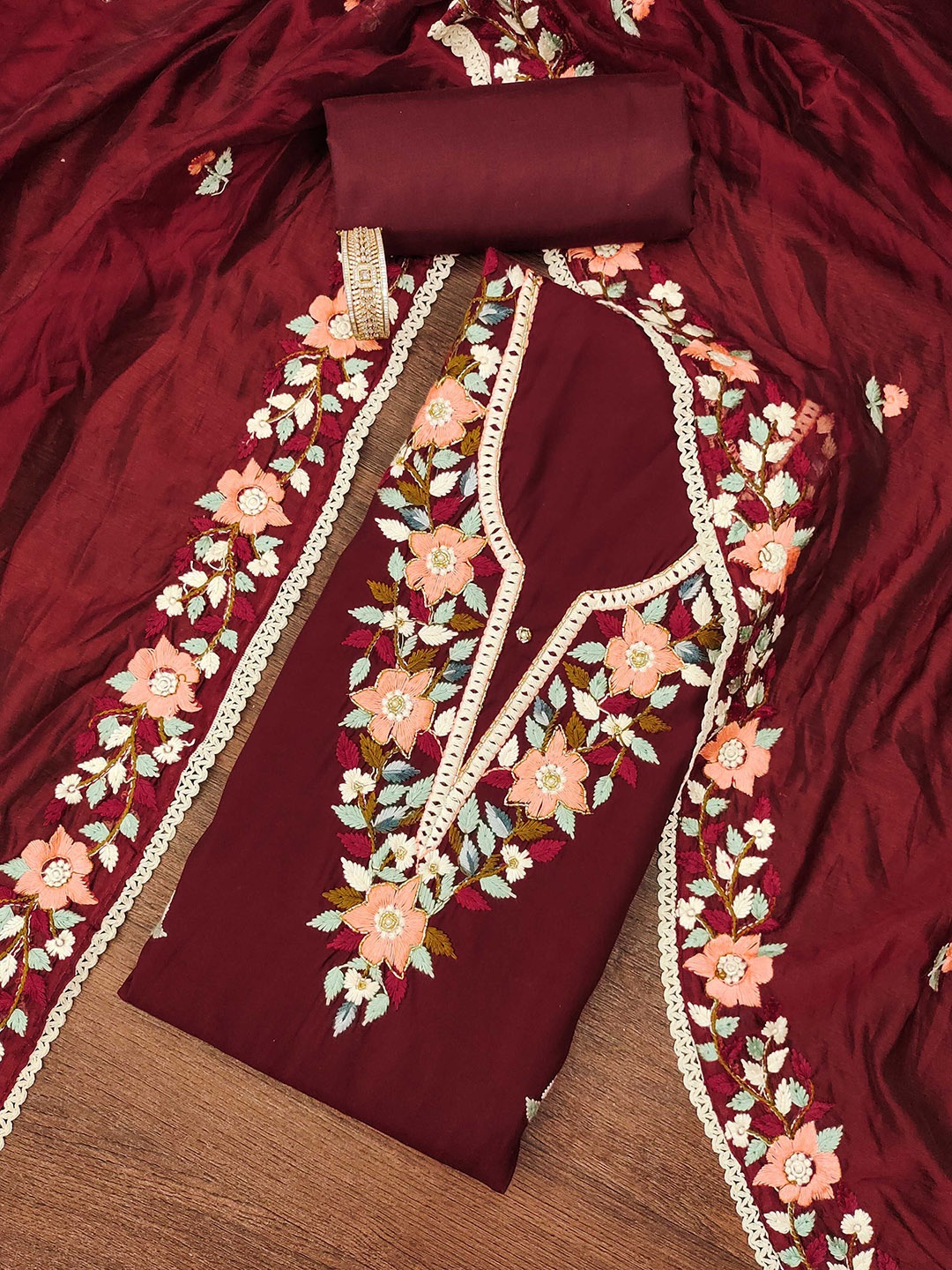 

Maroosh Embellished Unstitched Dress Material, Maroon