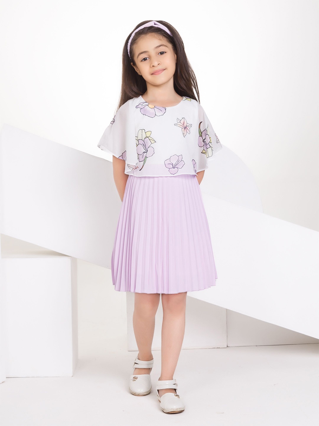 

Peppermint Floral Colourblocked Flared Sleeve A-Line Dress, Purple