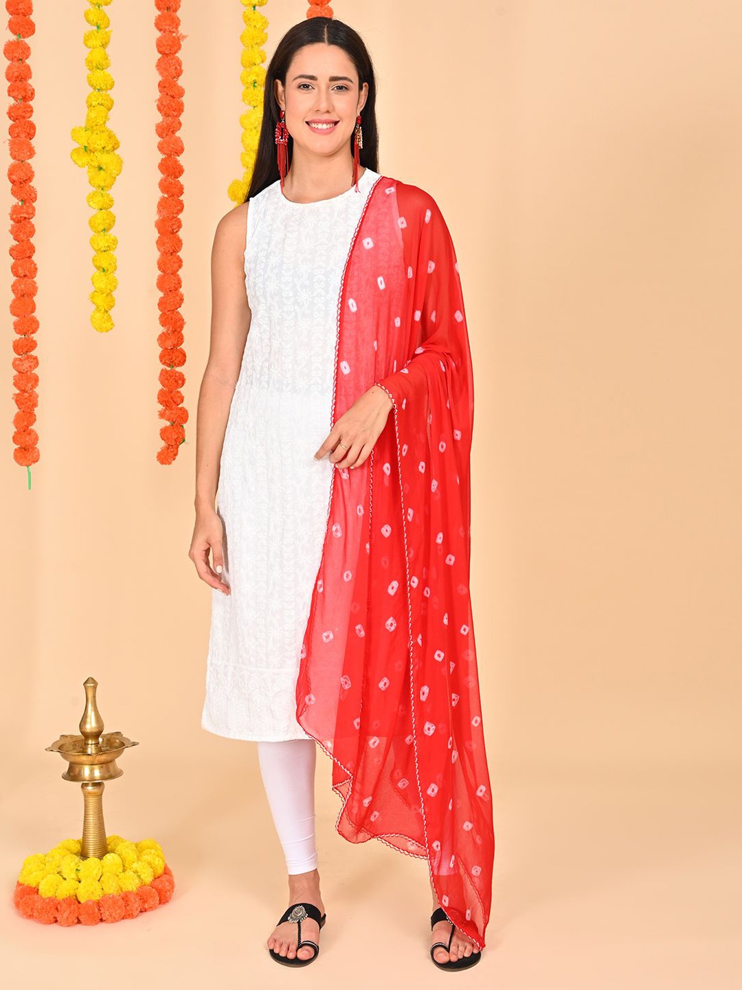 

HELLA FASHIONS Bandhani Printed Chiffon Dupatta, Red