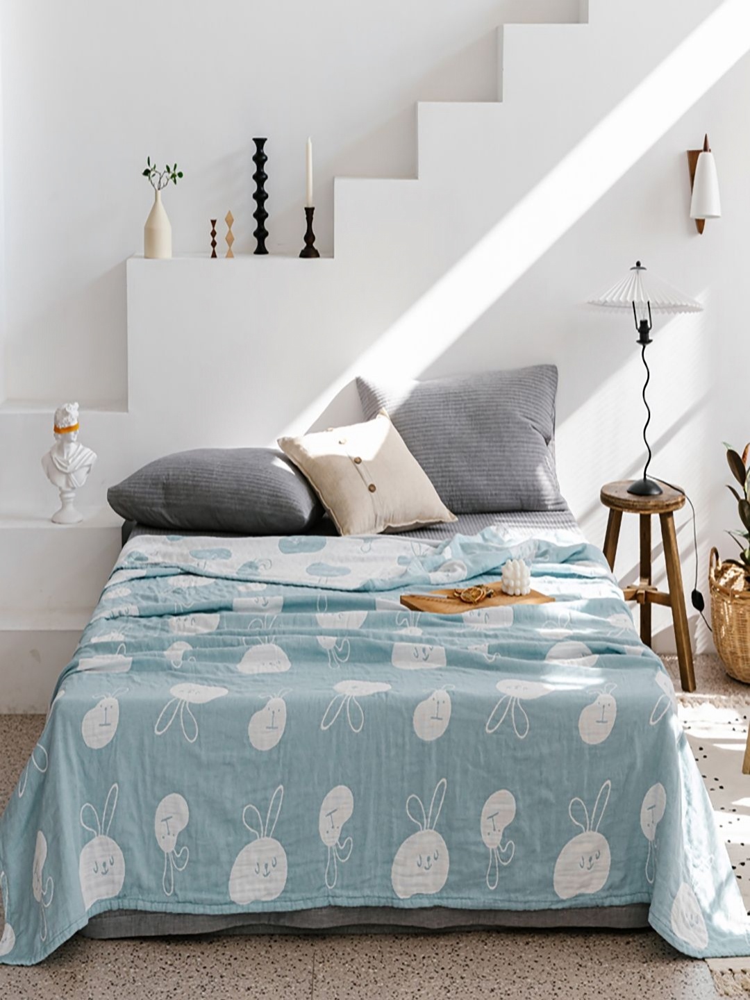 

JC HOME Blue & White Cartoon Characters Printed AC Room 350 GSM Cotton Double Bed Quilt