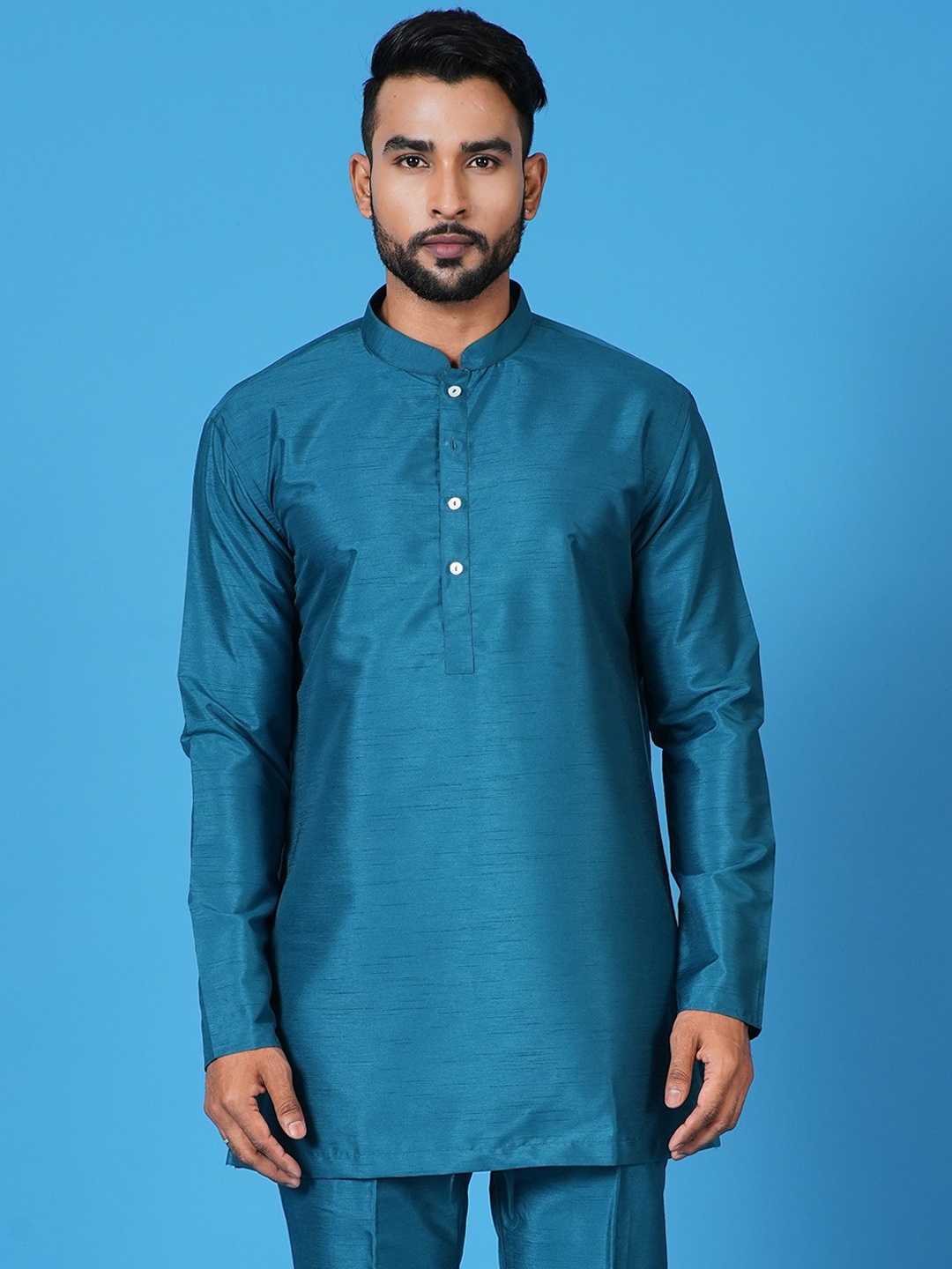 

Sayisha Mandarin Collar Cotton Short Straight Kurta, Navy blue