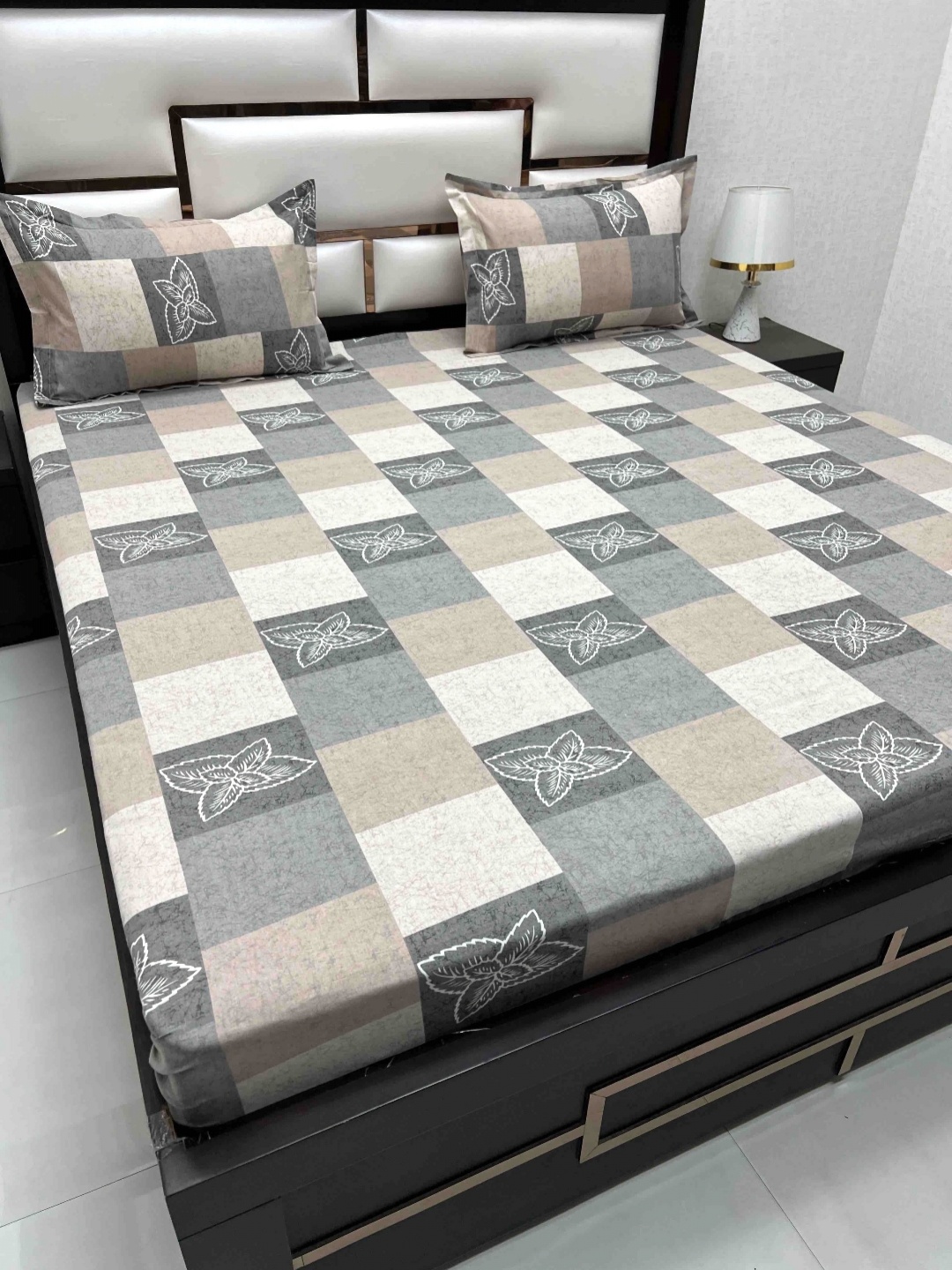 

Pure Decor Grey Floral Pure Cotton 240 TC Passion Queen Bedsheet with 2 Pillow Covers