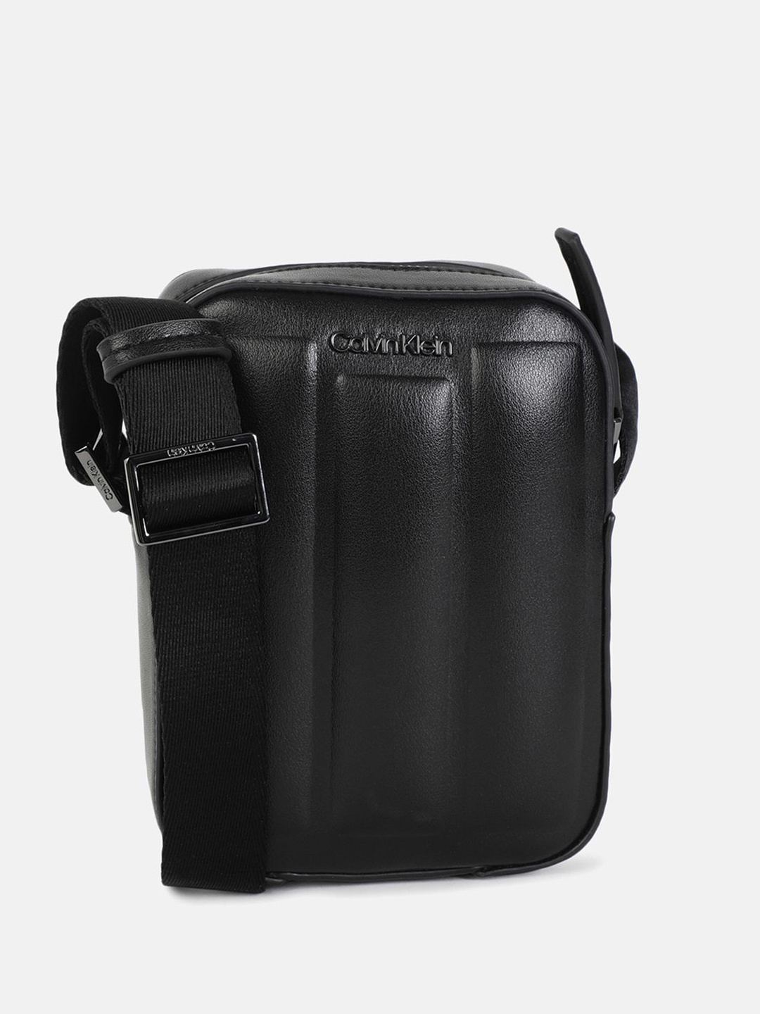 

Calvin Klein Sling Bag, Black