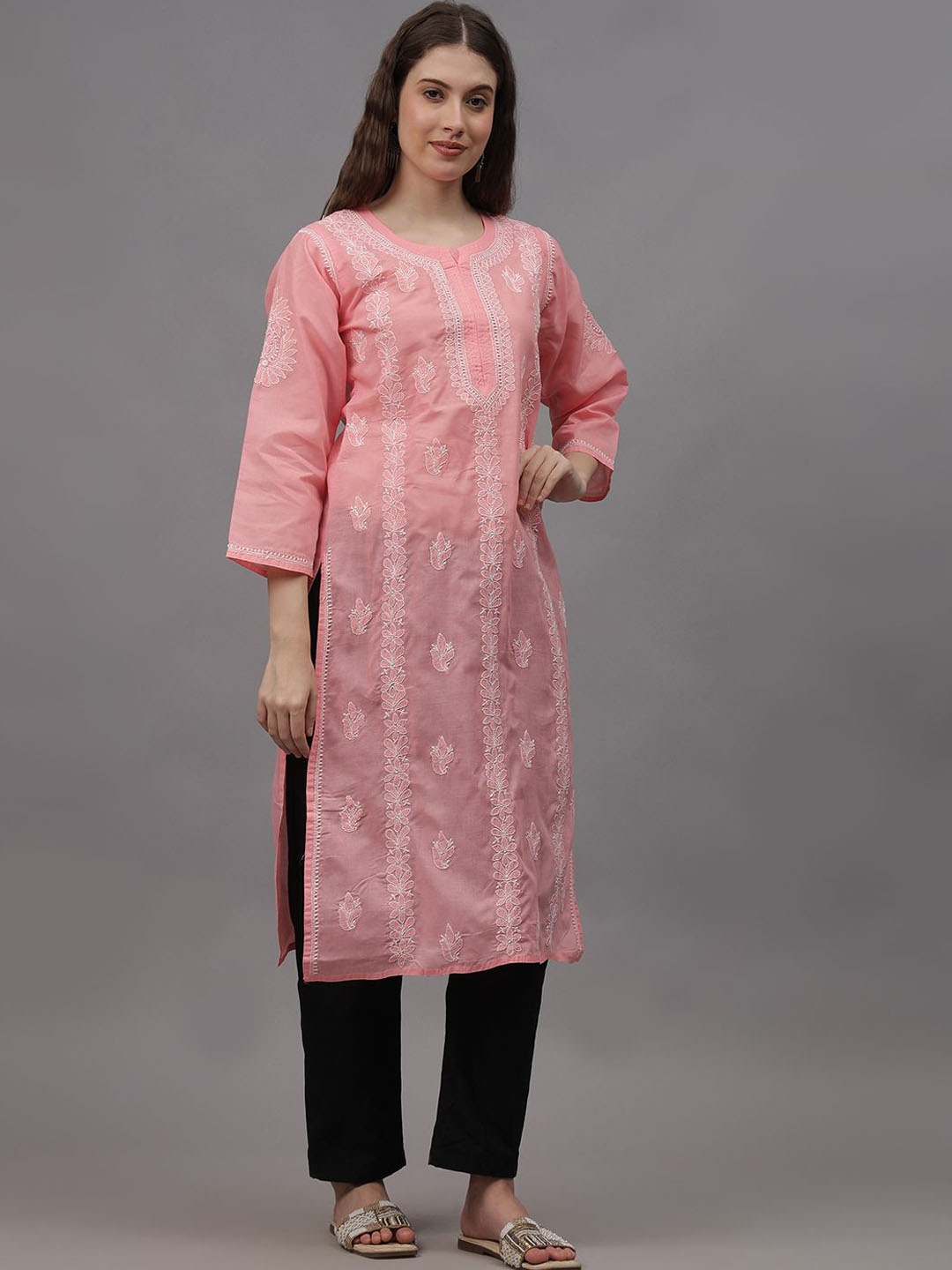 

Seva Chikan Ethnic Motifs Embroidered Chikankari Straight Kurta, Peach