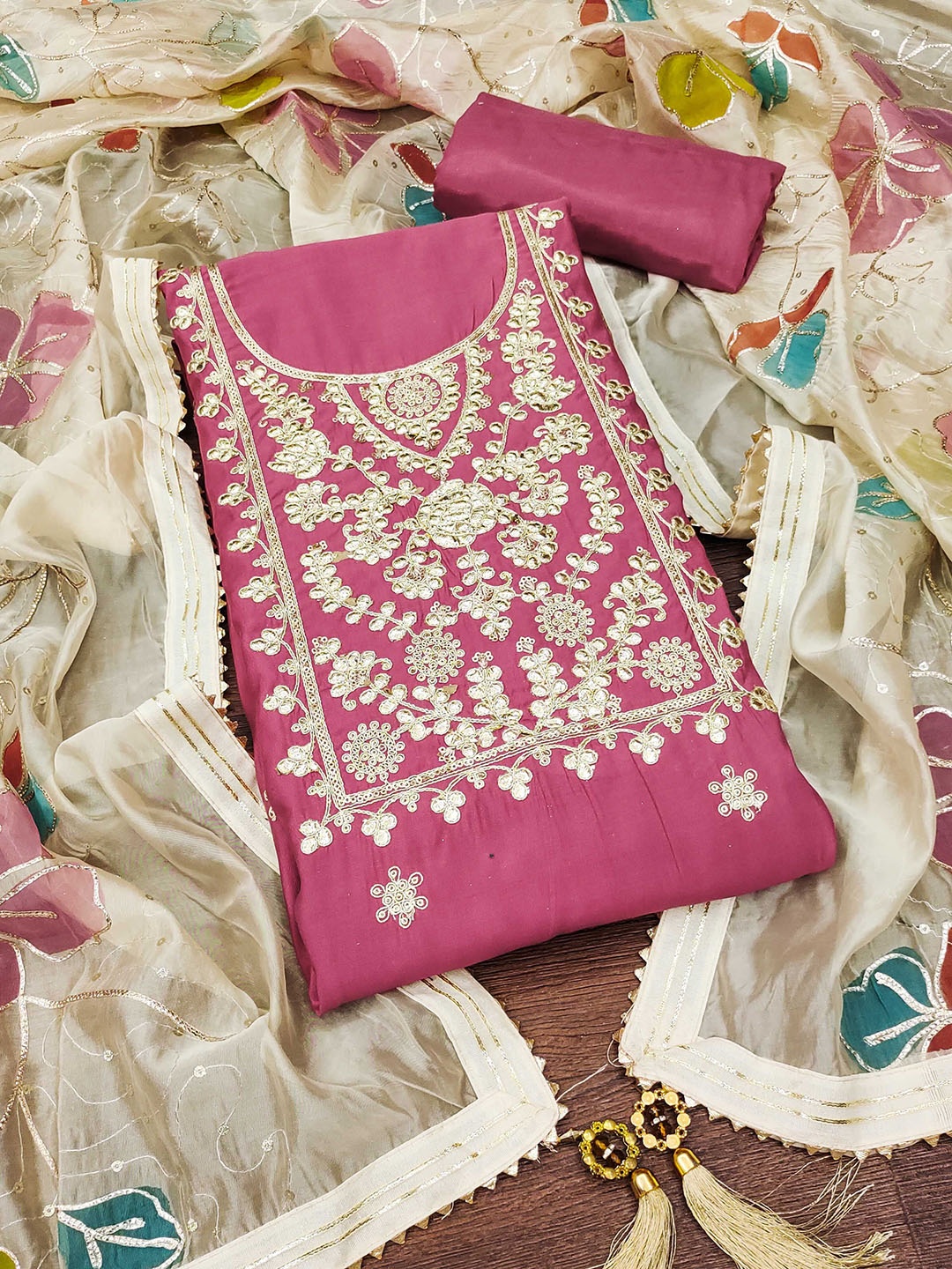 

Maroosh Floral Embellished Gotta Patti Unstitched Dress Material, Pink