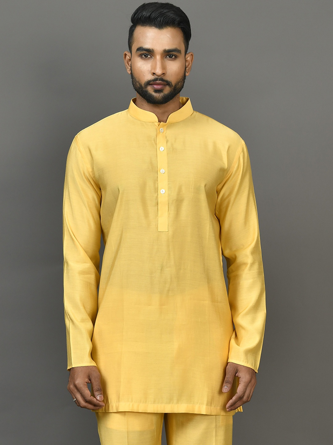 

Sayisha Mandarin Collar Cotton Short Straight Kurta, Yellow