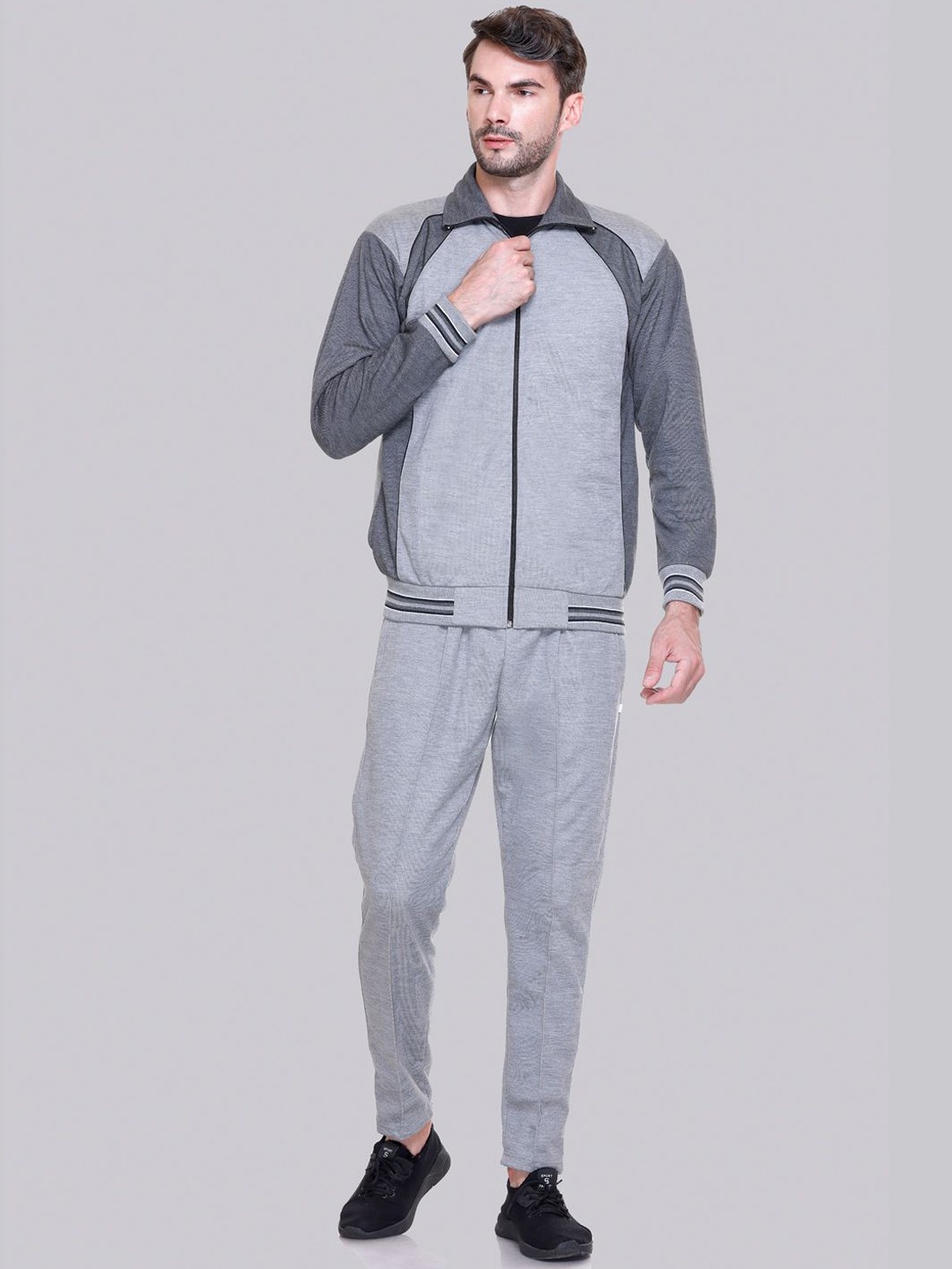 

ELPIDA Men Colourblocked Polo Collar Tracksuits, Grey melange