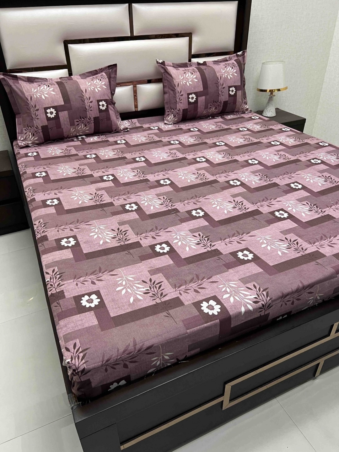 

Pure Decor Passion Purple Floral 240 TC Pure Cotton Queen Bedsheet With 2 Pillow Covers