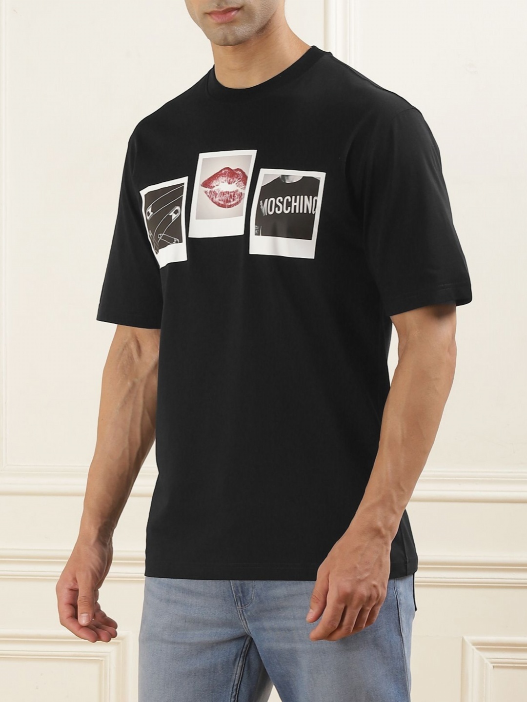 

MOSCHINO COUTURE Men Abstract Printed Round Neck Cotton Slim Fit T-shirt, Black