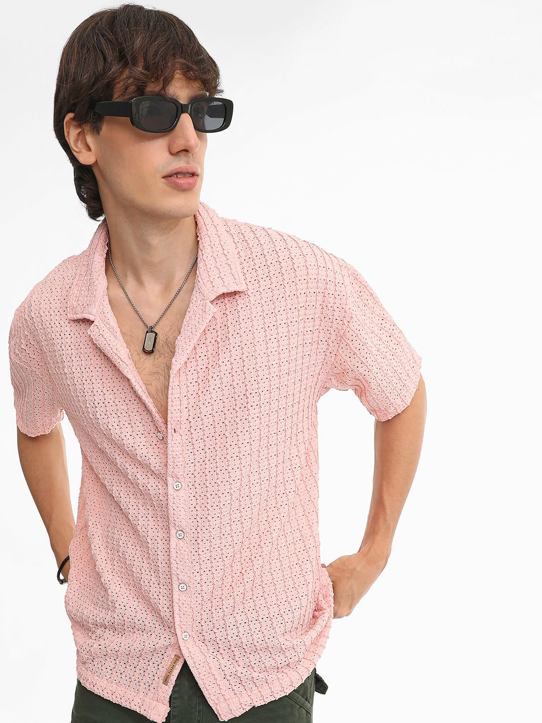 

Campus Sutra Men Comfort Cuban Collar Textured Cotton Oversized Casual Shirt, Pink