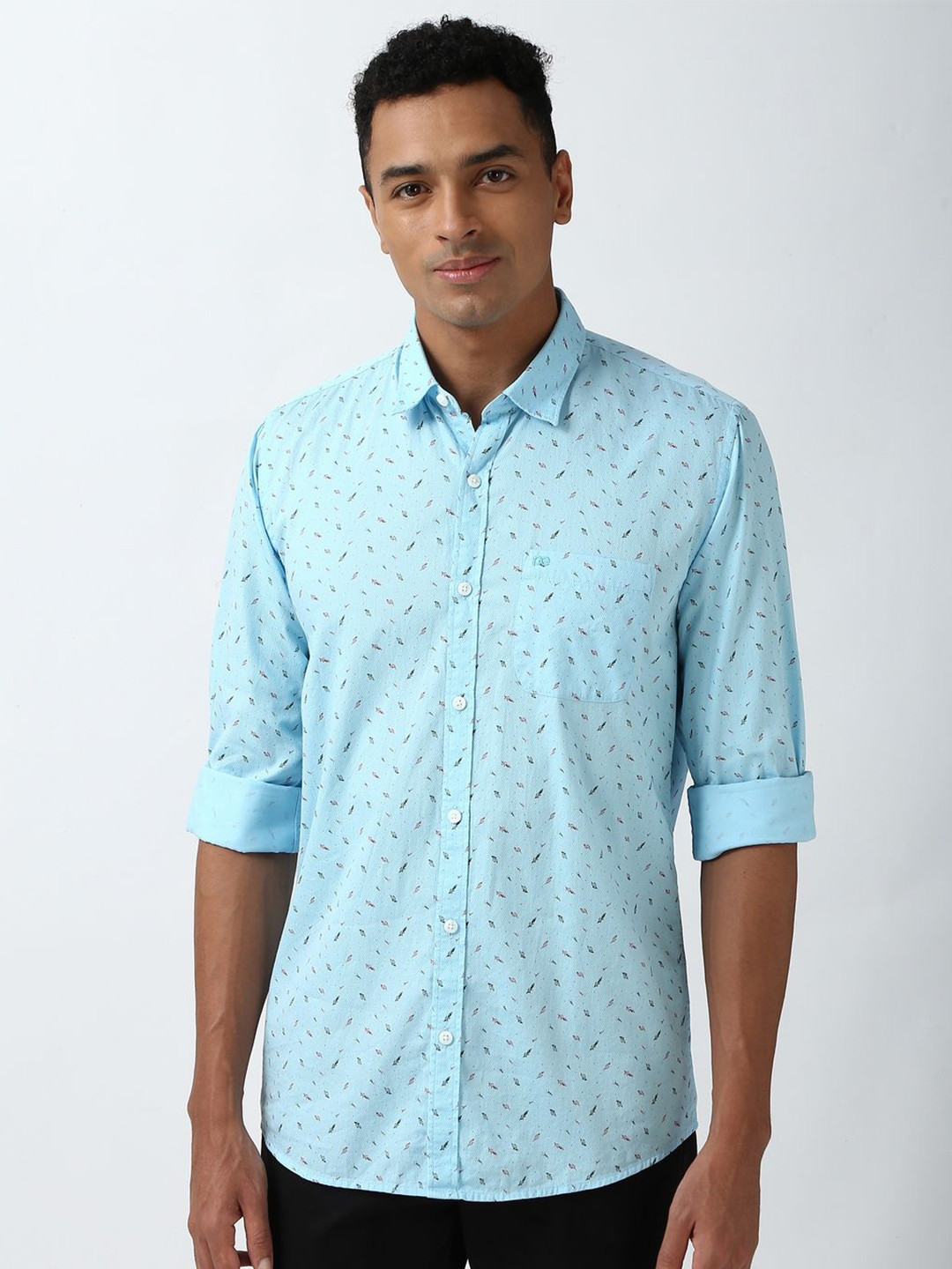 

Peter England Casuals Men Slim Fit Floral Opaque Printed Casual Shirt, Blue