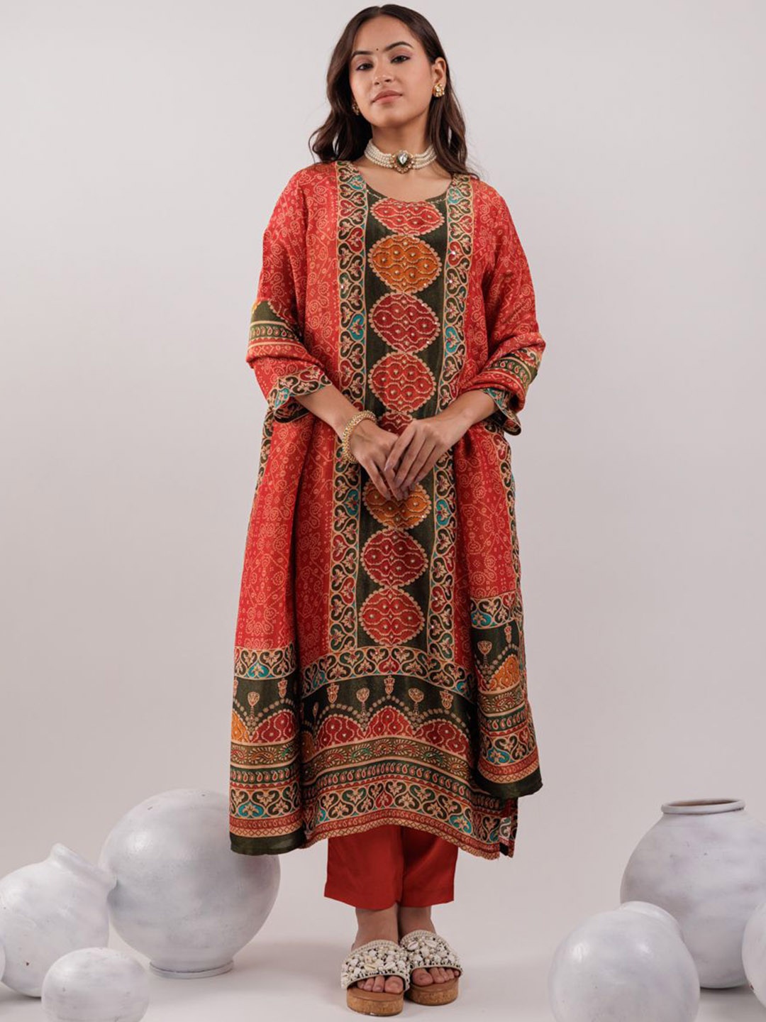 

Yufta Red Ethnic Motifs Embroidered Straight Pure Silk Kurta with Trousers & Dupatta