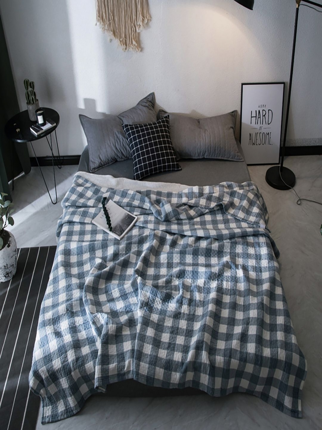 

JC HOME Blue & White Checked AC Room 350 GSM Cotton Double Bed Quilt