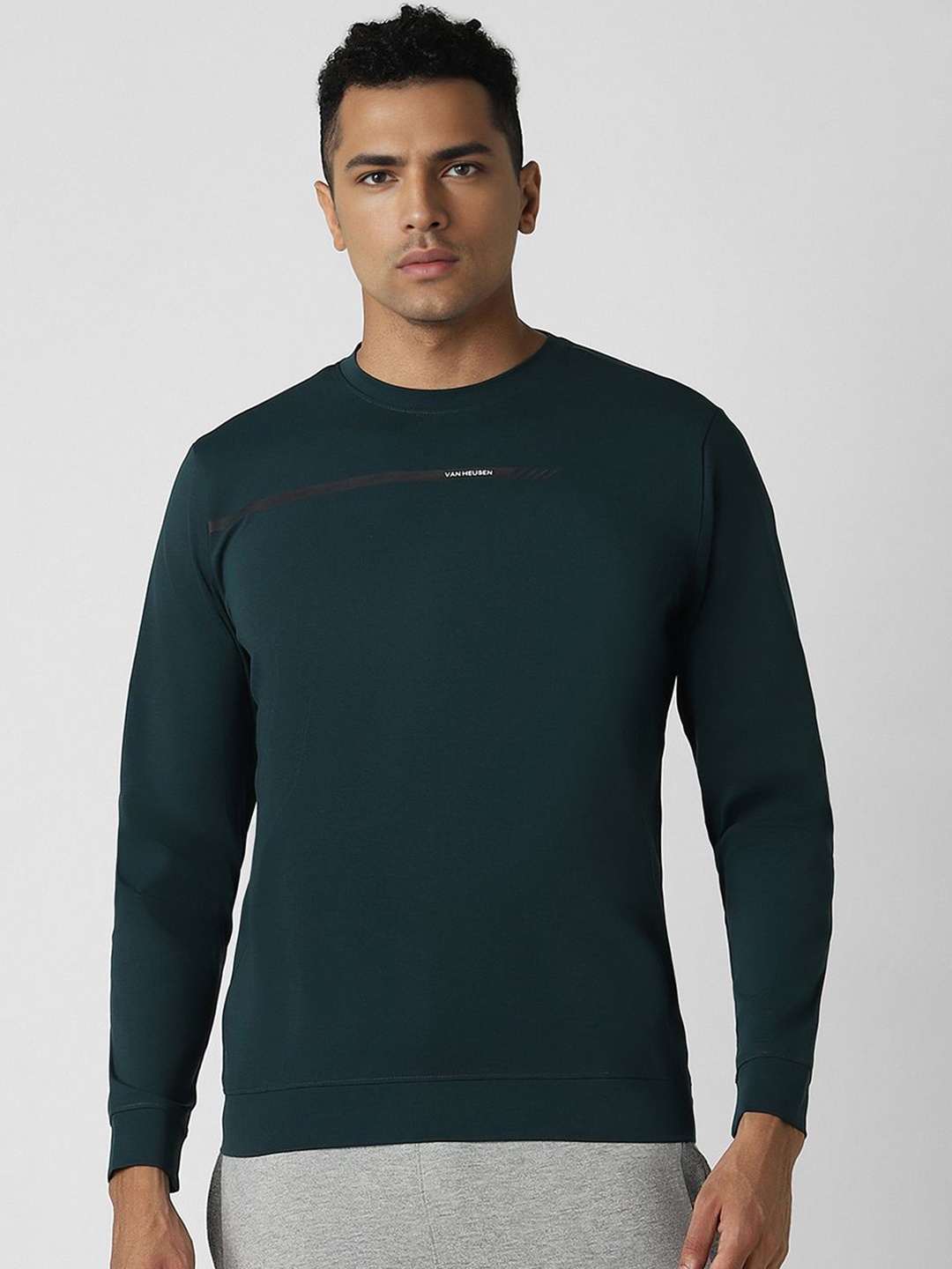 

Van Heusen Flex Men Round Neck Solid Sweatshirt, Green