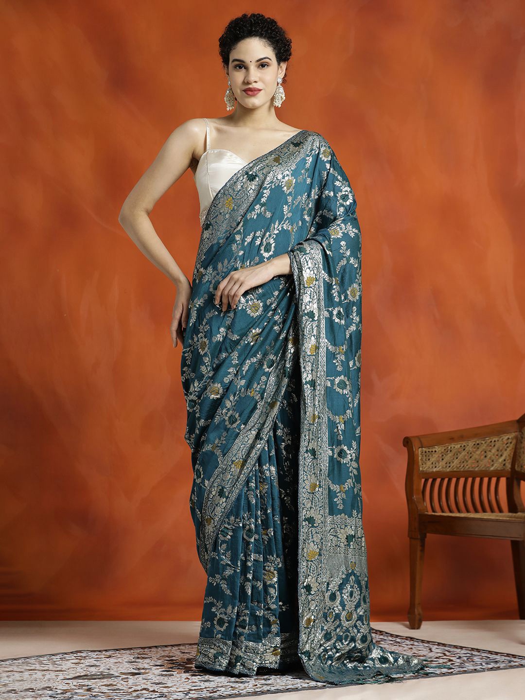 

Jaipur Kurti Heavy Banarasi Zari Woven Silk Blend Saree, Teal