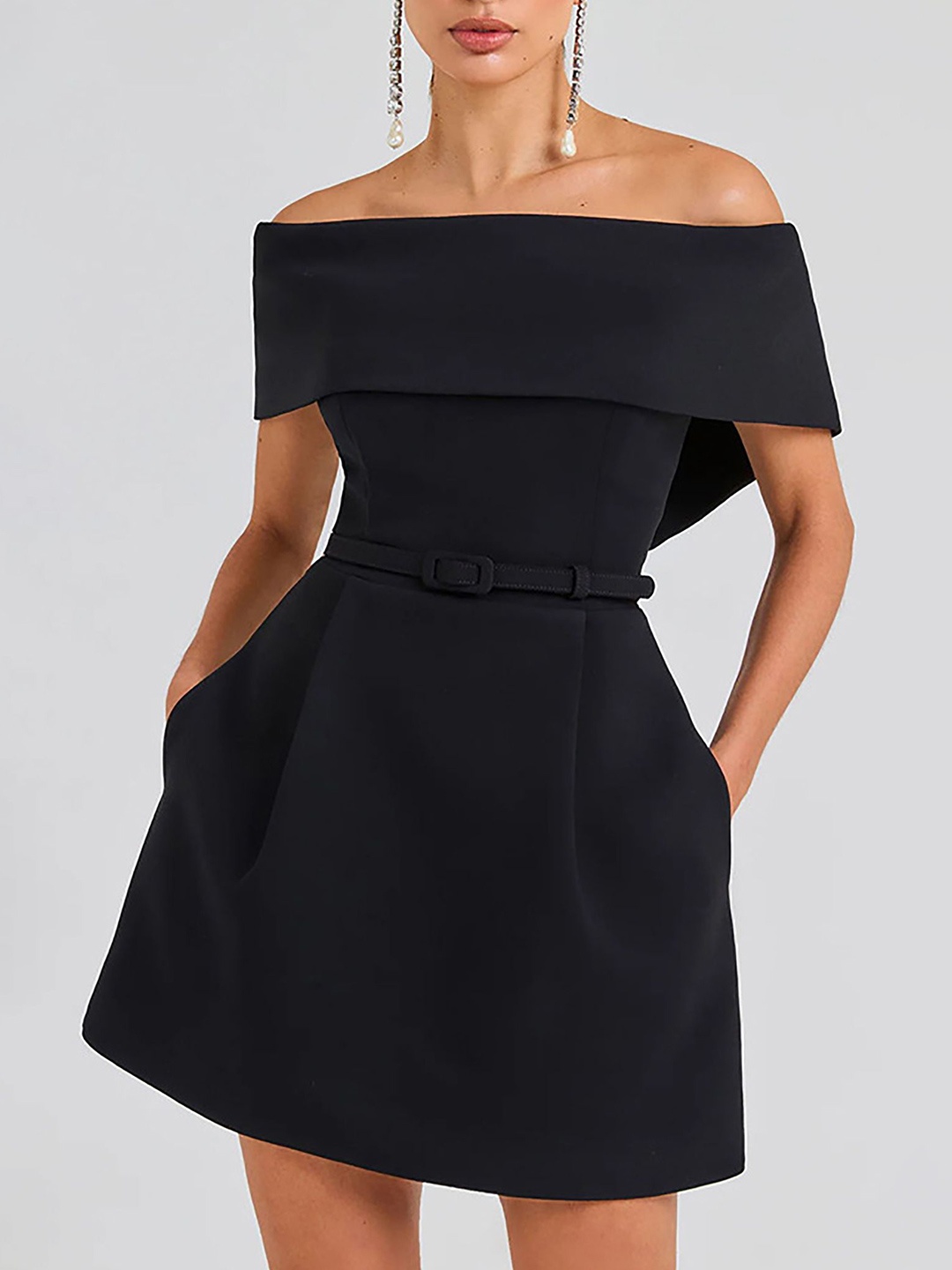

StyleCast x Revolte Women Solid Bodycon Mini Dress, Black