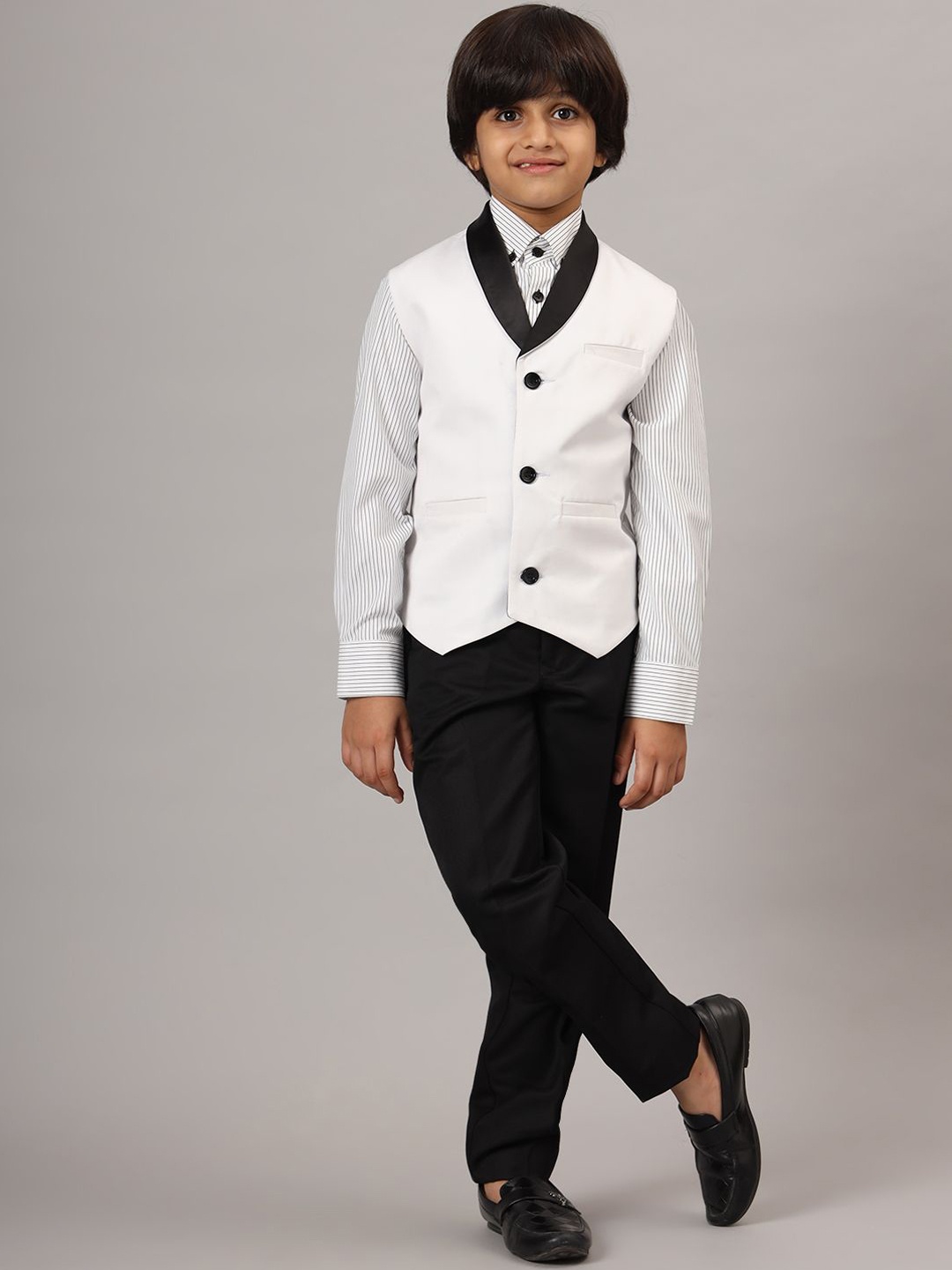 

TAHVO Boys Tuxedo Waistcoat Slim-Fit Three-Piece Party Suit, White