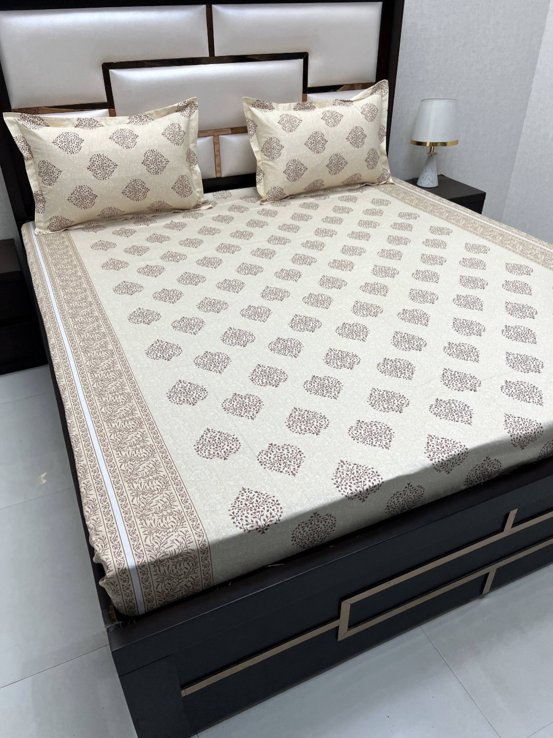

Pure Decor Yellow Ethnic Motifs Pure Cotton 330 TC Queen Bedsheet with 2 Pillow Covers
