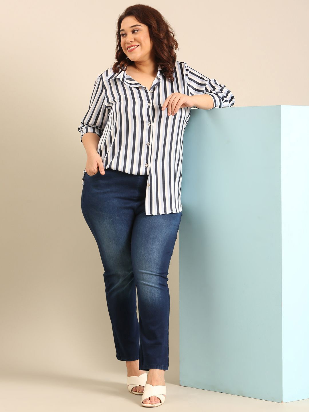 

The Pink Moon Women Spread Collar Striped Semiformal Shirt, Blue