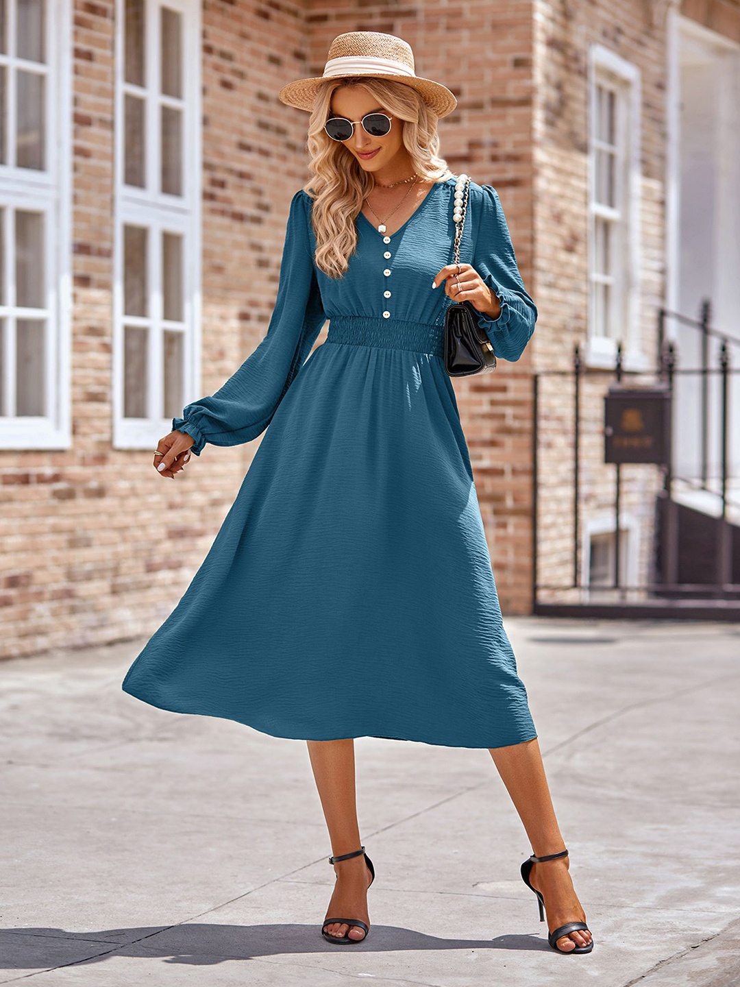 

StyleCast x Revolte Fit & Flare Midi Dress, Blue